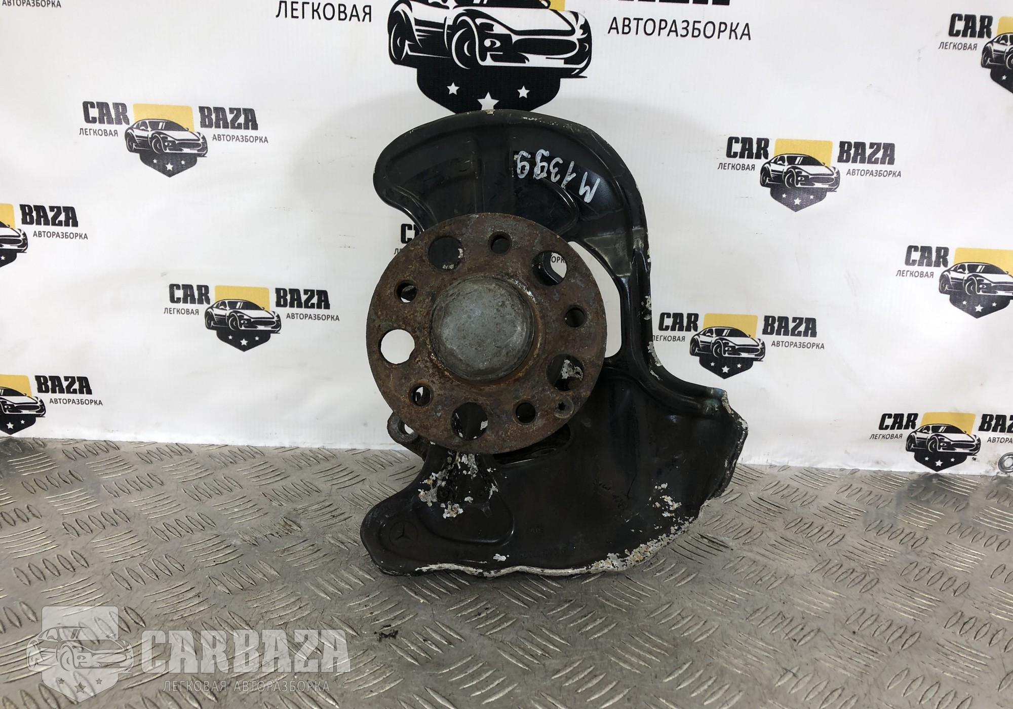 A2043320201 Кулак поворотный передний правый R для Mercedes-Benz C-class W204 (с 2007 по 2015)