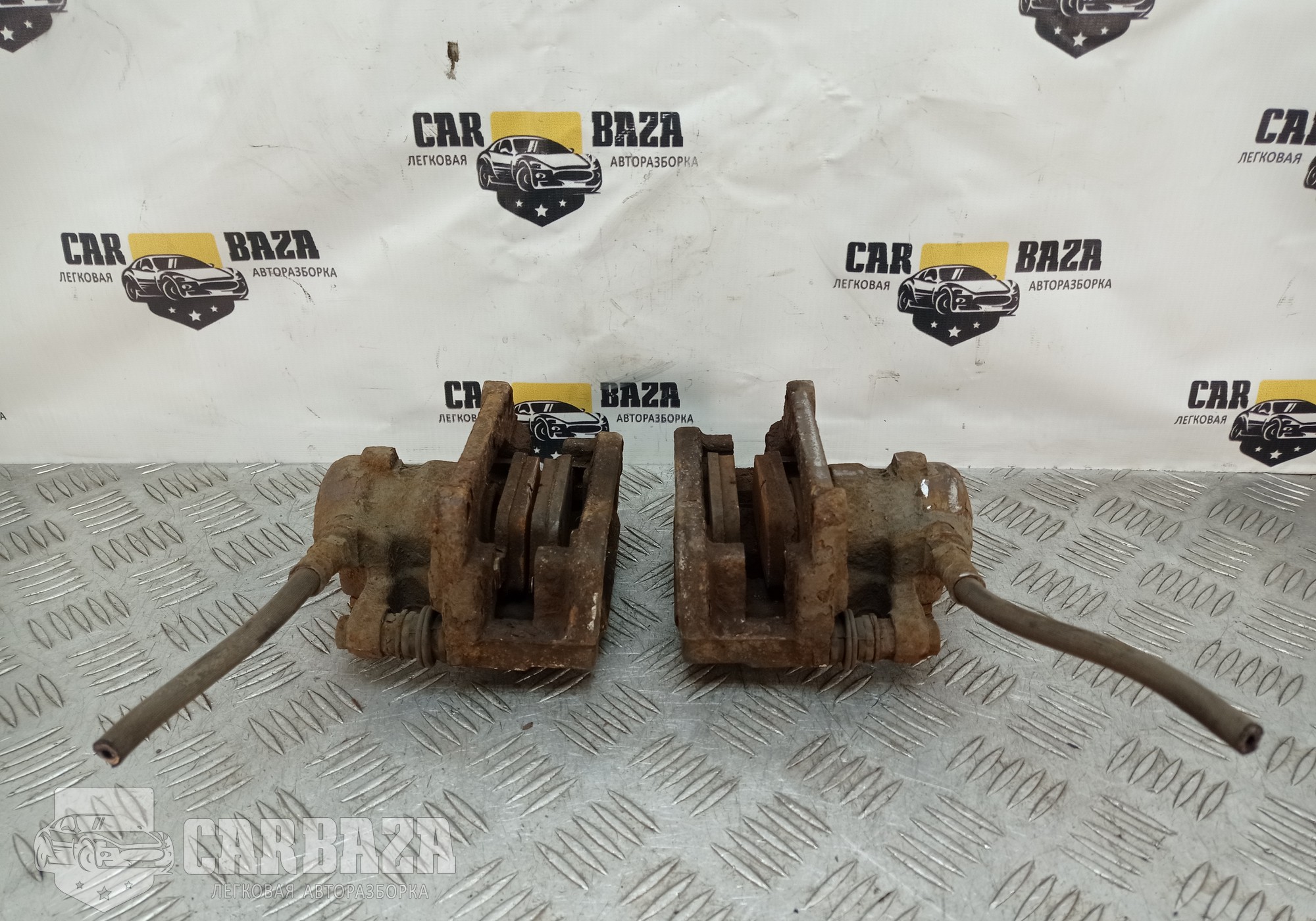 LR006764 Суппорта тормозные задние для Land Rover Freelander II (с 2006 по 2014)