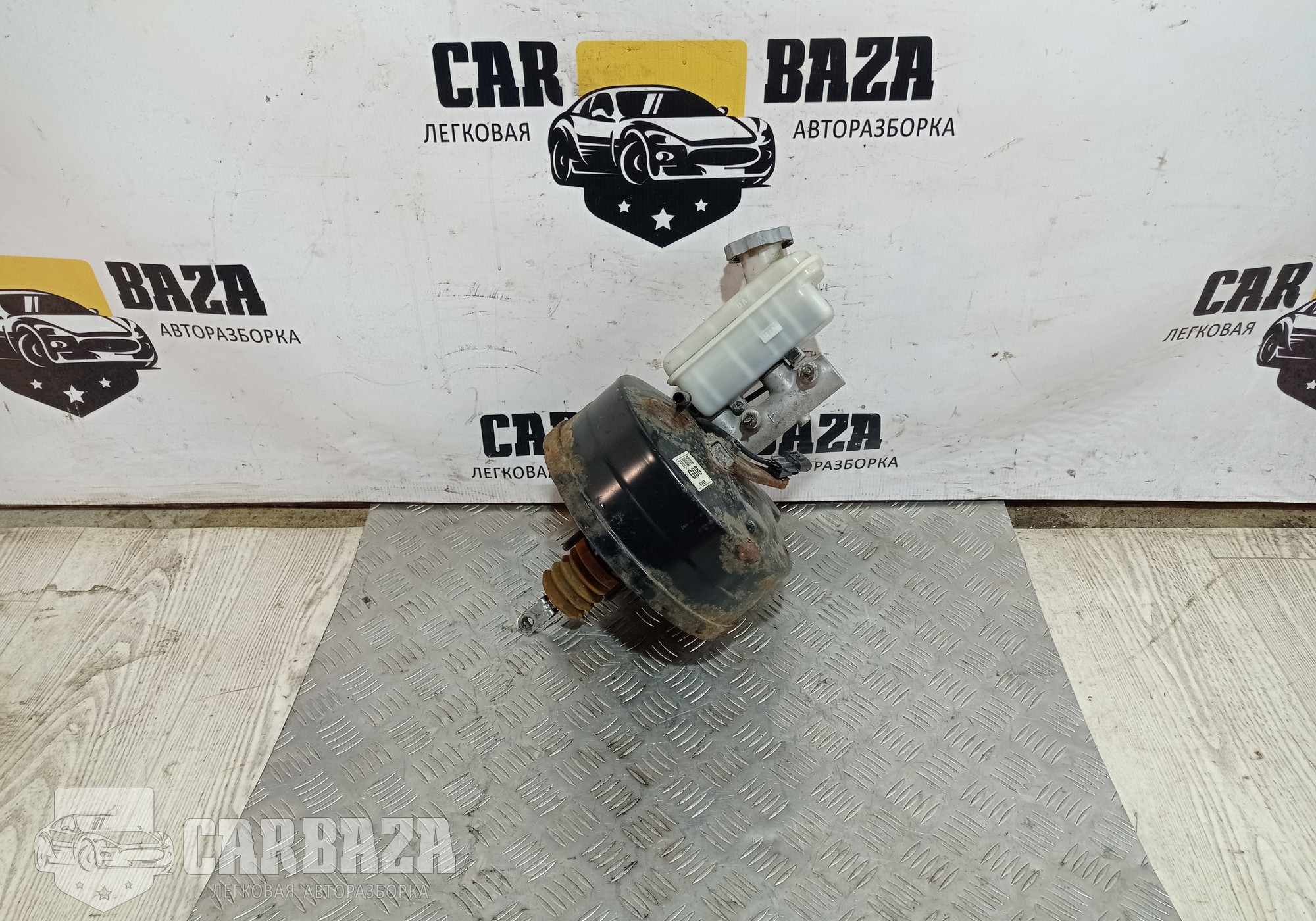 586104A320 Вакуумный усилитель тормозов для Hyundai Starex (с 1996 по 2007)