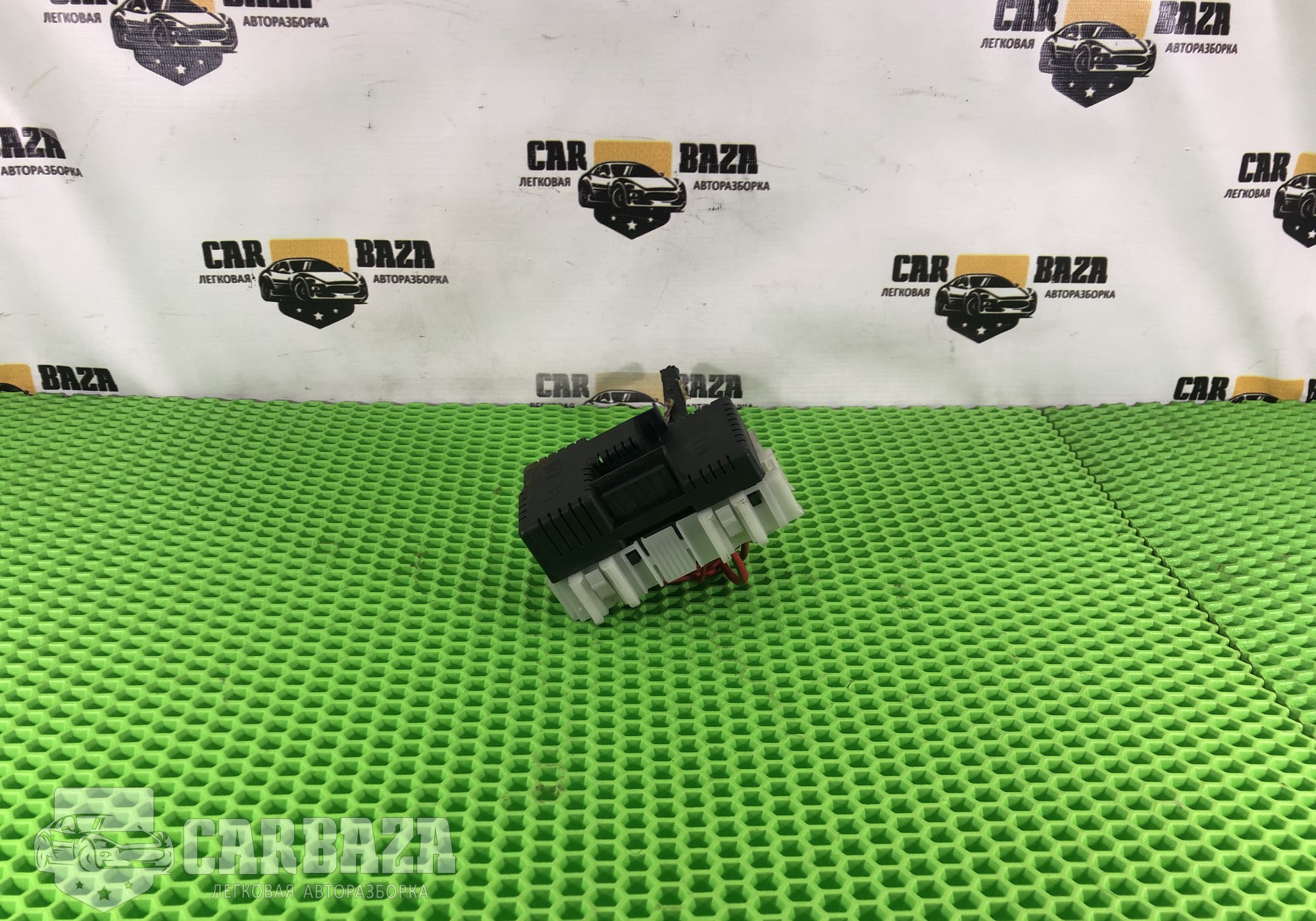 6G9T14K131AB Блок предохранителей для Ford Mondeo