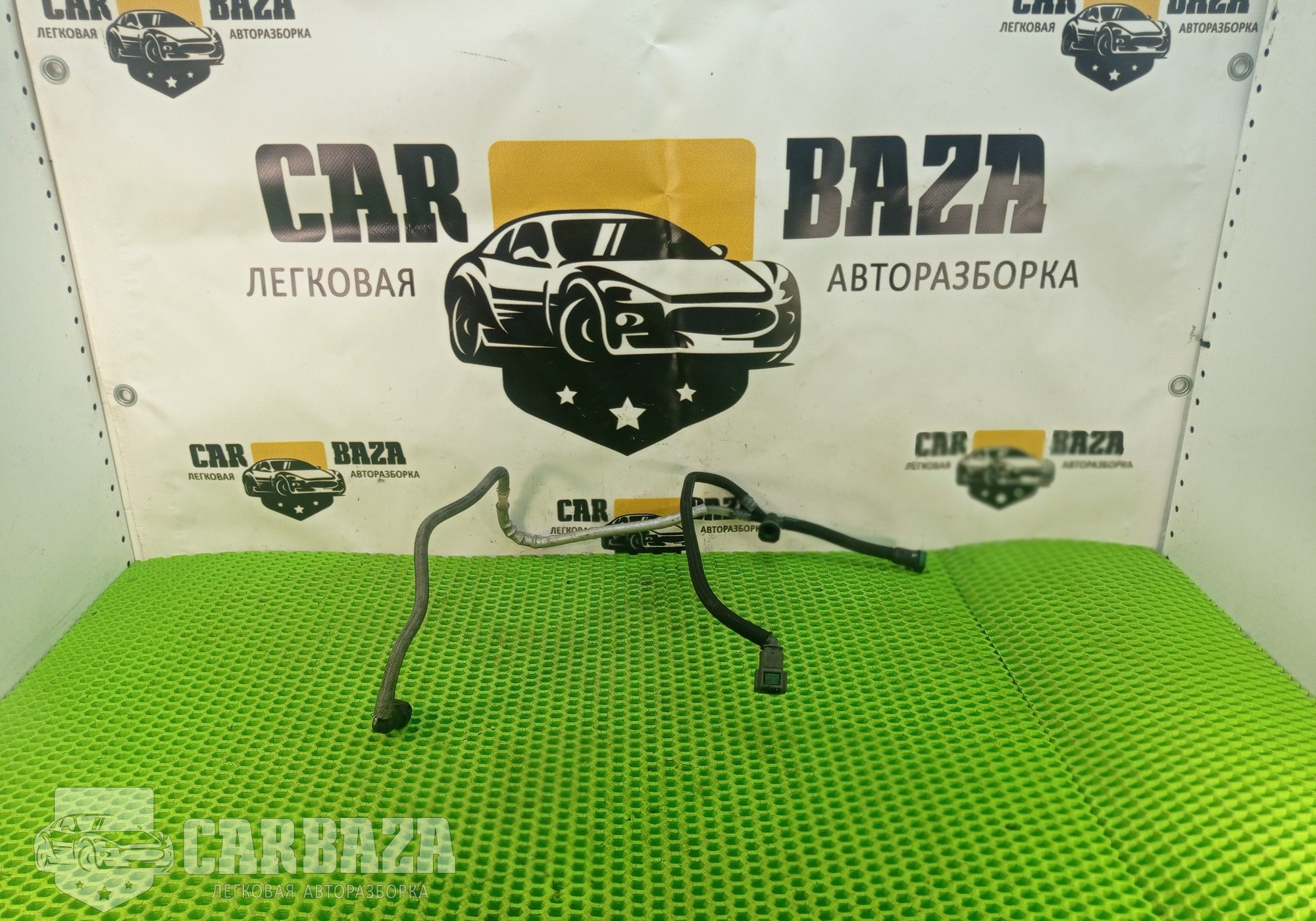 LR022350 Трубка топливная 2.2 224DT