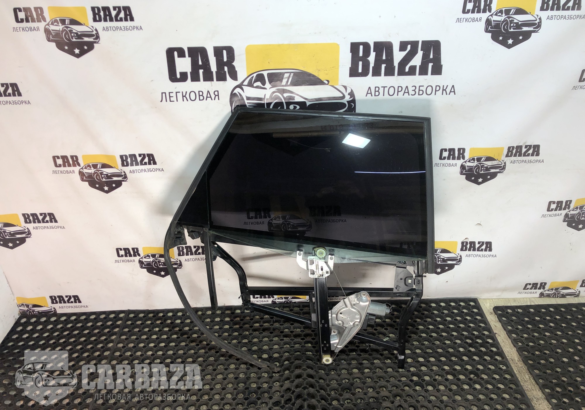 4B9839754B Рамка двери задней R для Audi A6 C5 (с 1997 по 2005)
