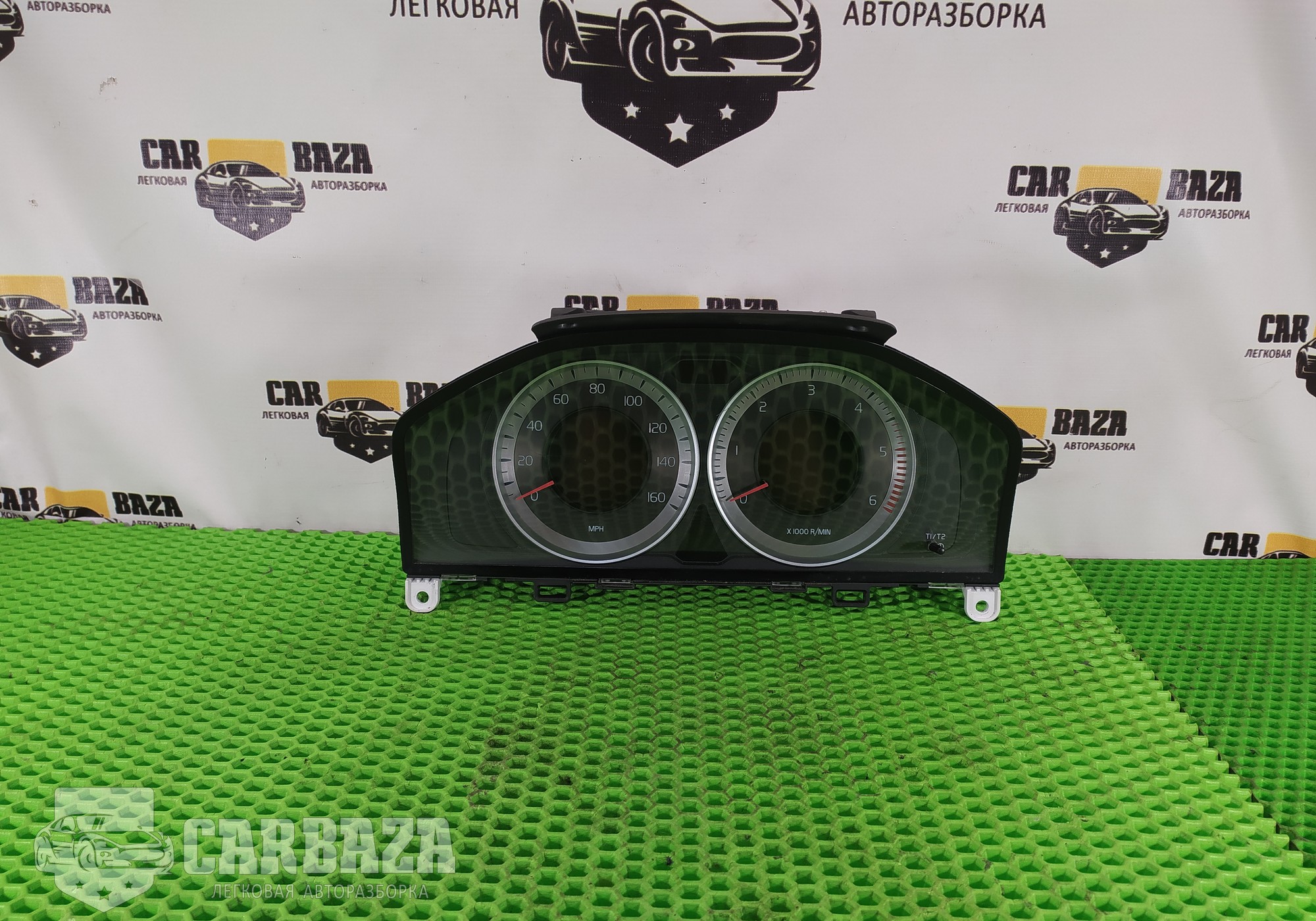31327584 Панель приборов для Volvo XC60 I (с 2008 по 2017)