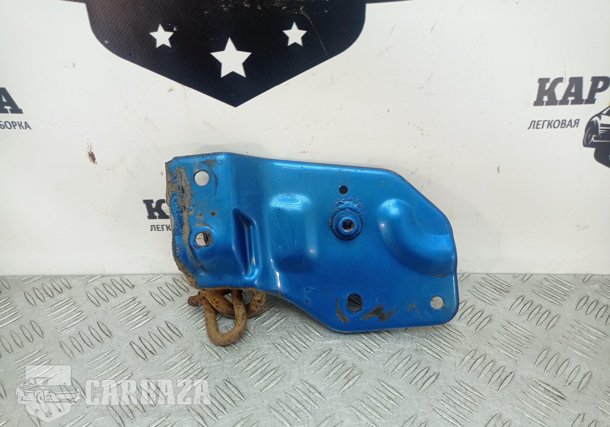 4700299 Кронштейн крюка передний правый для Opel Agila A (с 2000 по 2007)