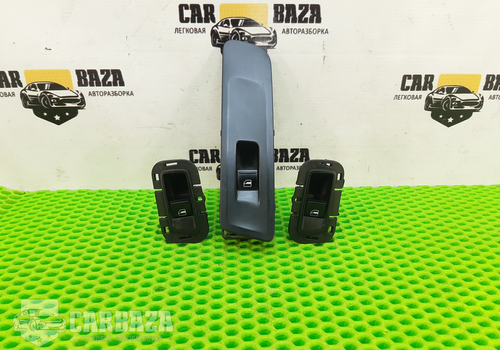 7L6959855B Кнопка стеклоподъемника передняя правая для Volkswagen Golf Plus I (с 2005 по 2009)