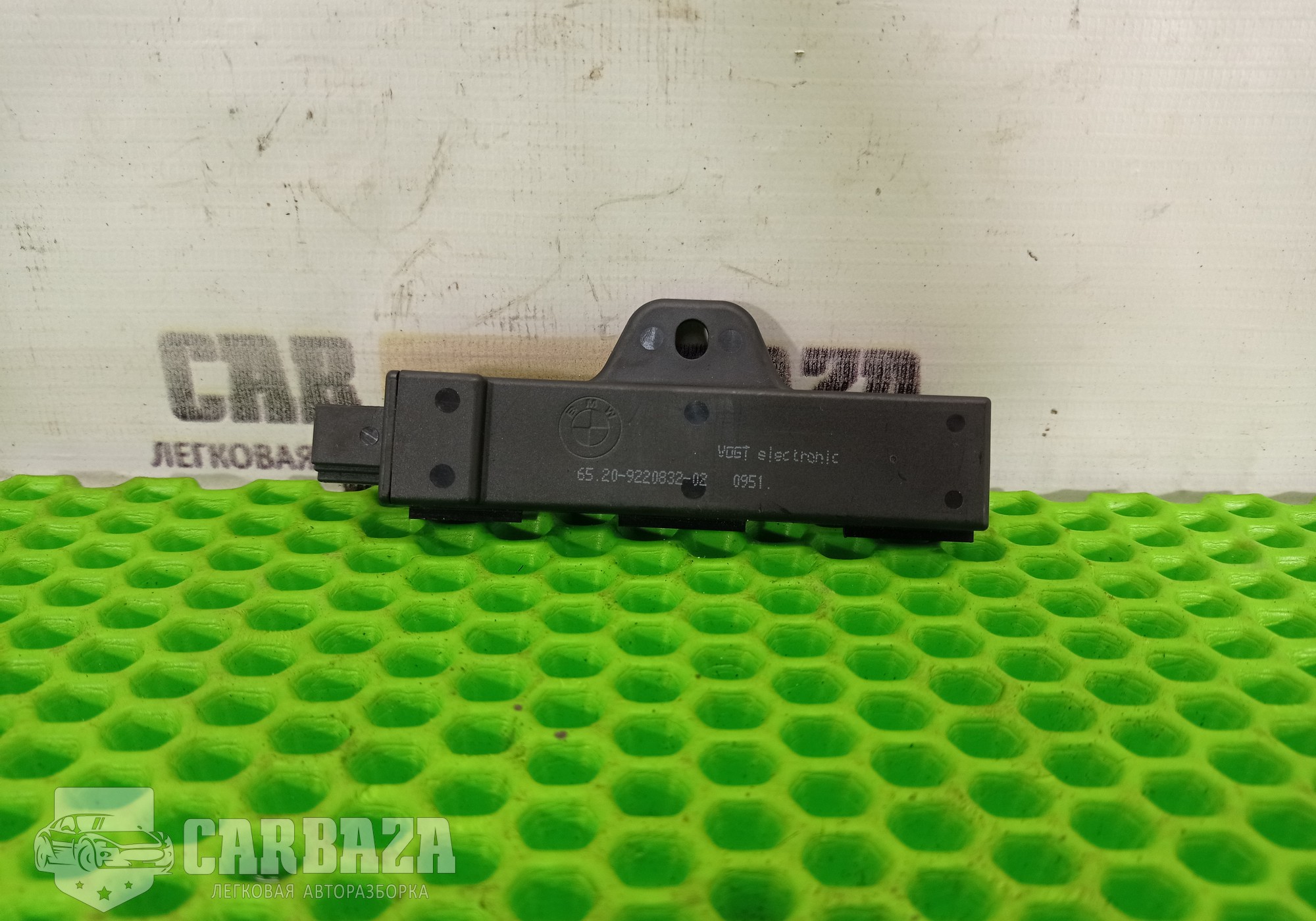 65209220832 Антенна для BMW X3 G01 (с 2017)
