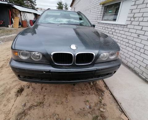 BMW 5 E39 2003 г. в разборе