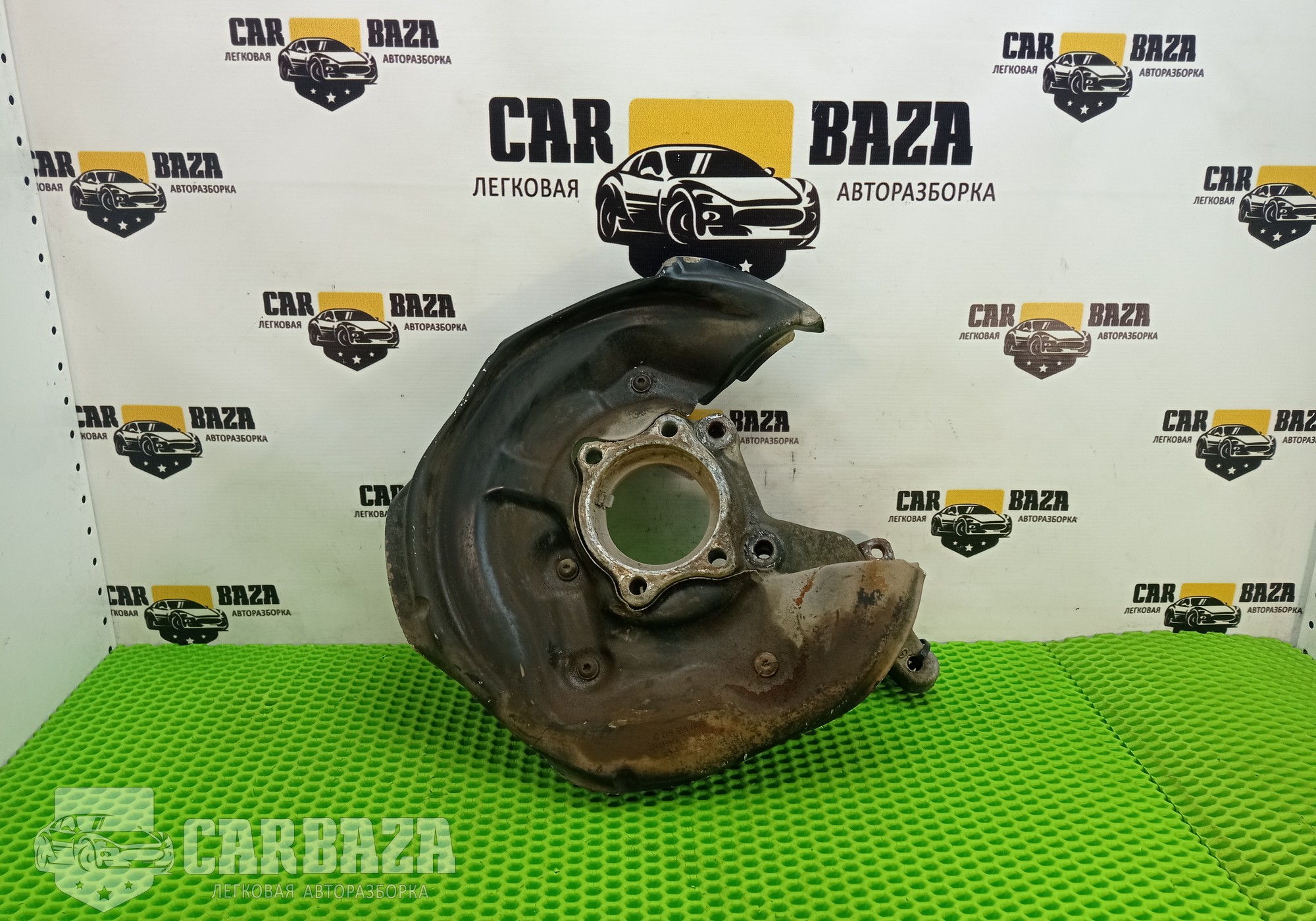3C0505436G Кулак поворотный задний правый для Audi TT