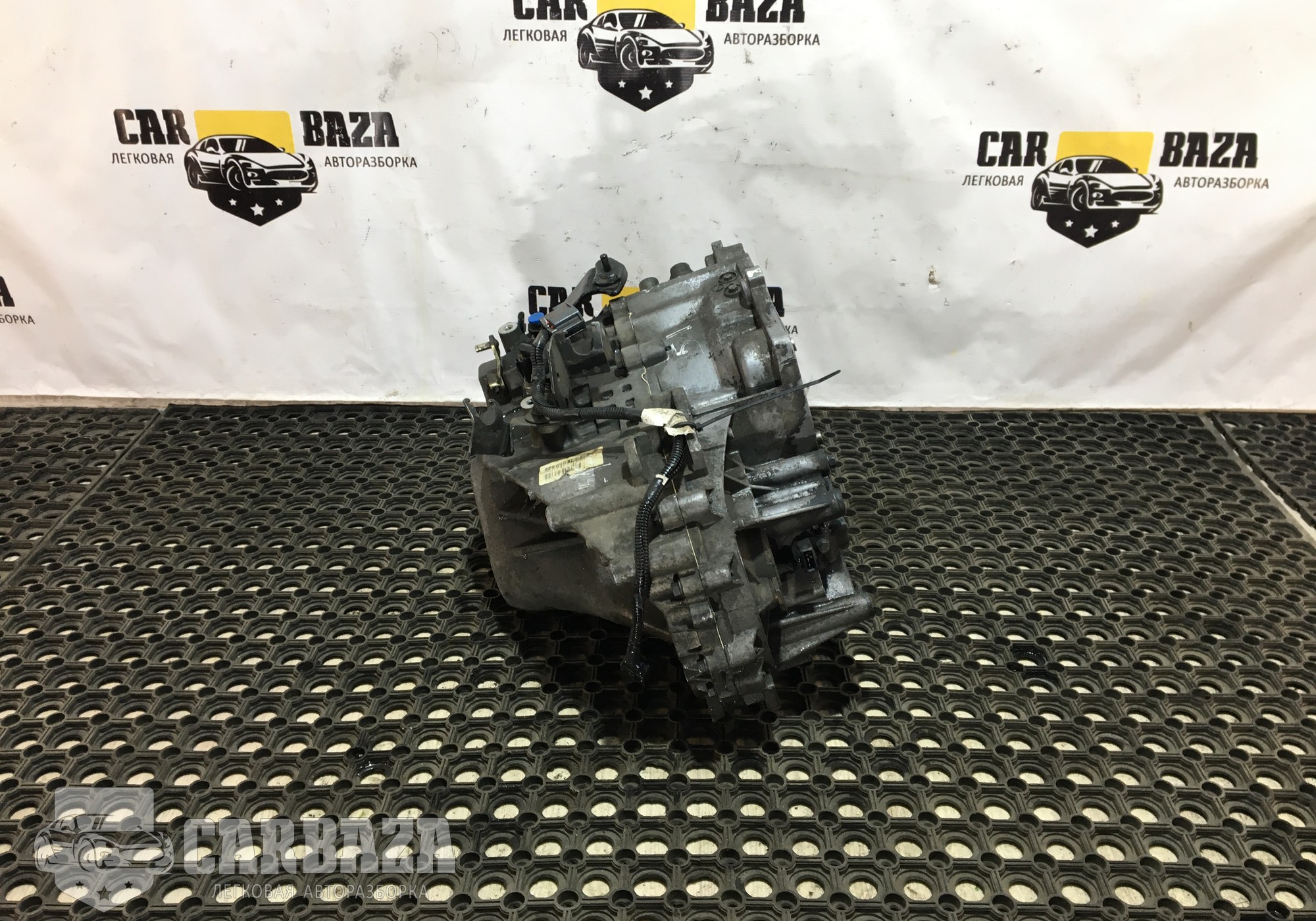 1023678 МКПП 143M56L2 1.9 дизель для Volvo S40