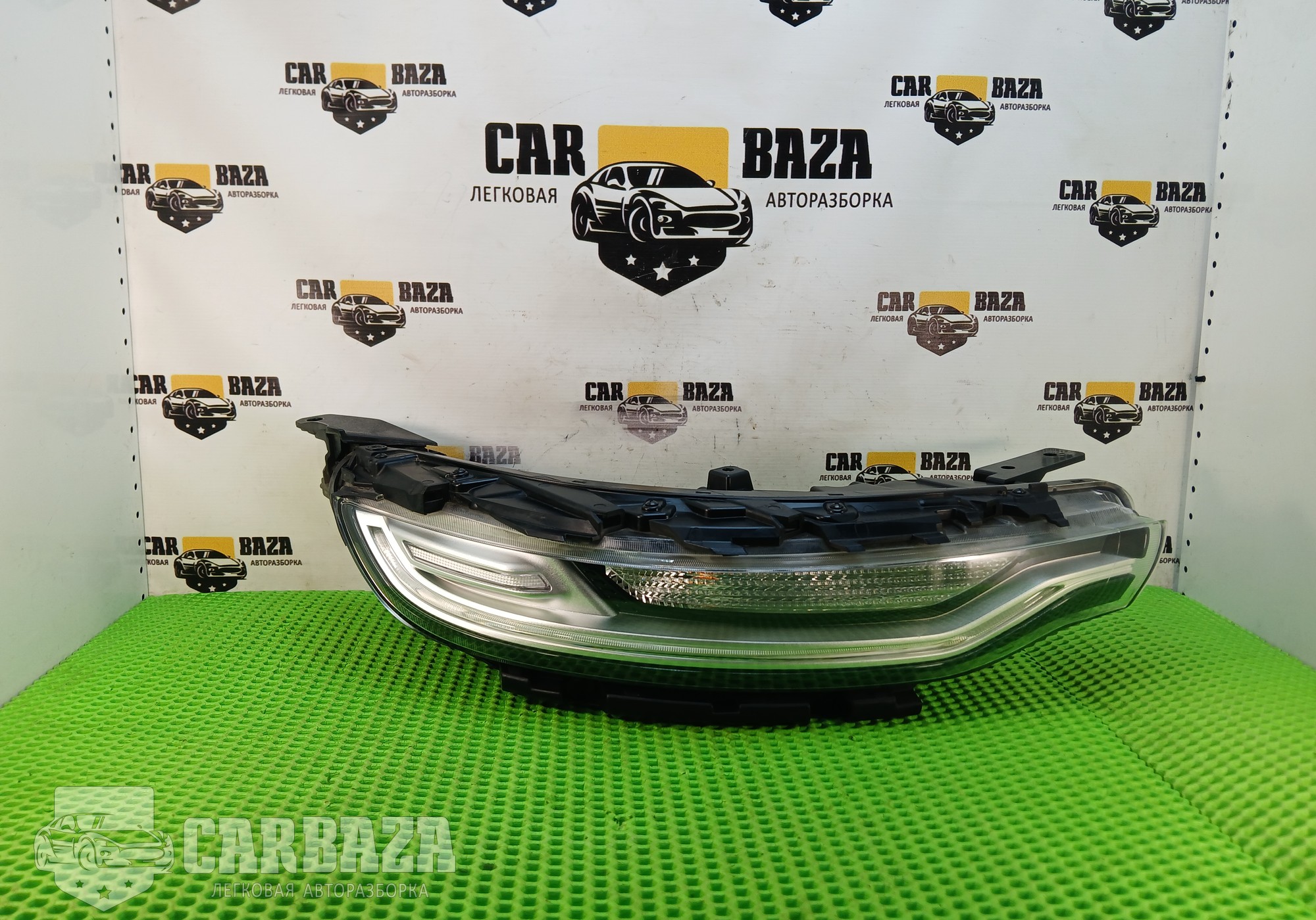 92208K0100 Фара правая (ДХО) для Kia Soul III (с 2019)