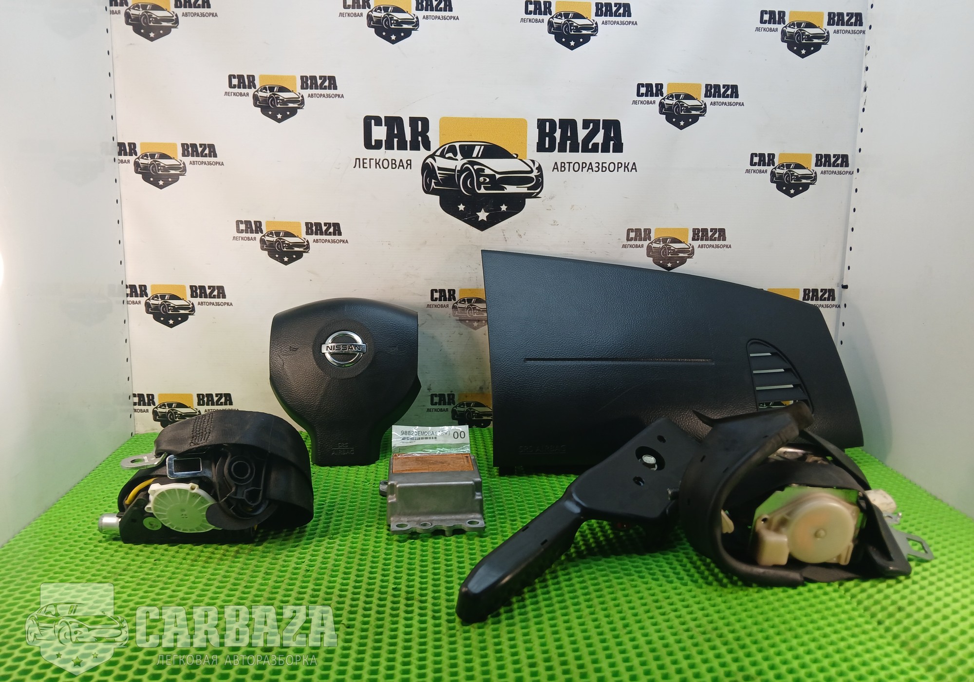 98820EM00A Комплект передней безопасности C11 для Nissan Tiida I (с 2004 по 2014)