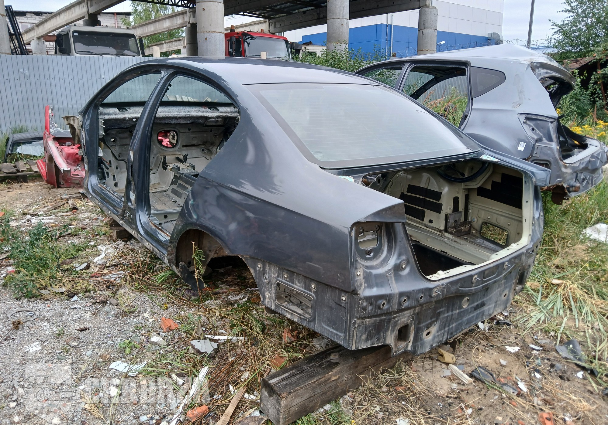 3C5809843A Четверть задняя левая для Volkswagen Passat B6 (с 2005 по 2011)