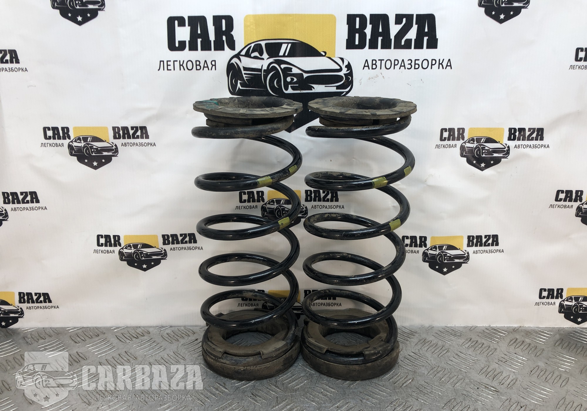 553304L001 Пружины подвески задние (комплект)