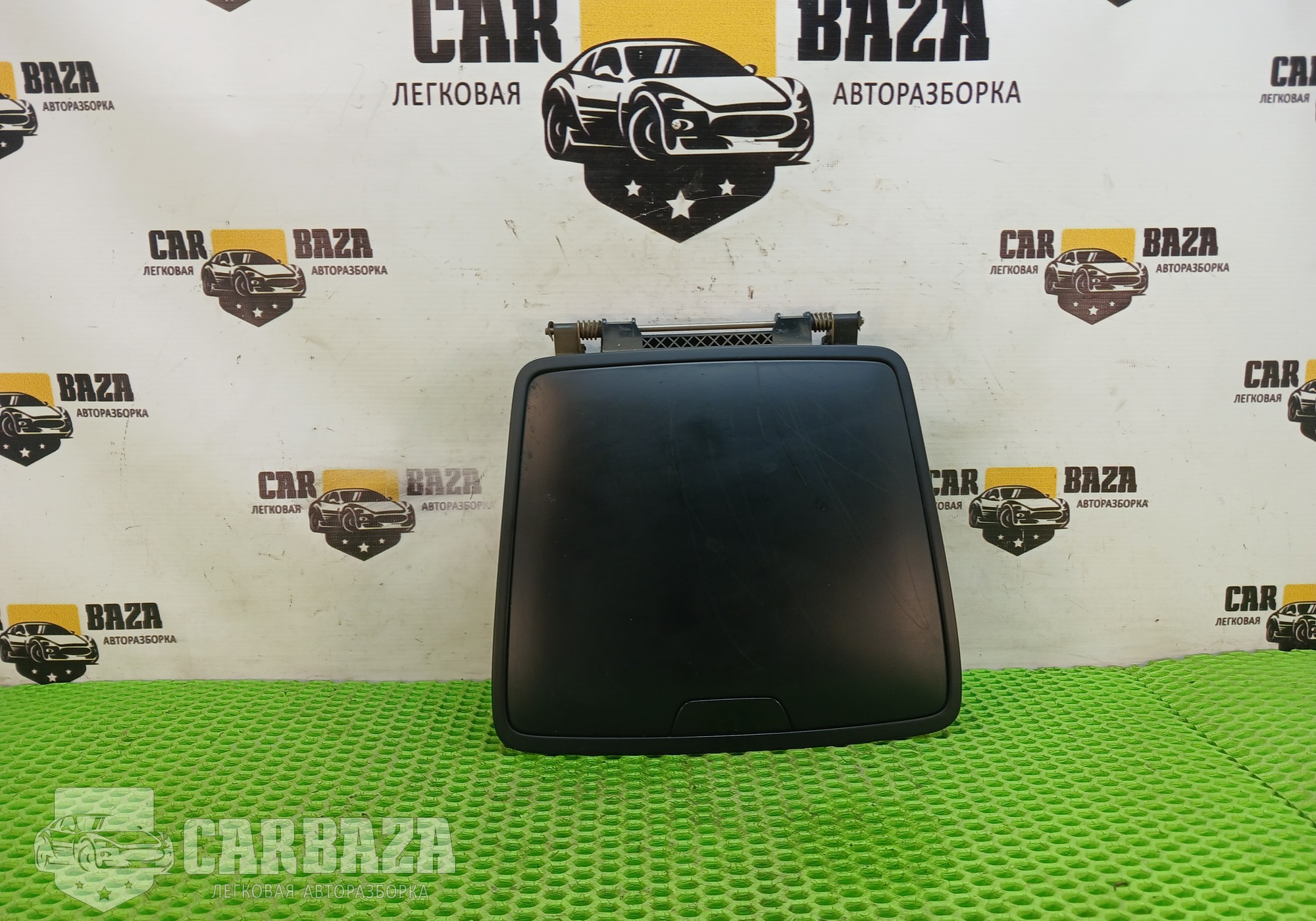 5L0857096 Бардачок передней панели для Skoda Yeti (с 2009 по 2018)