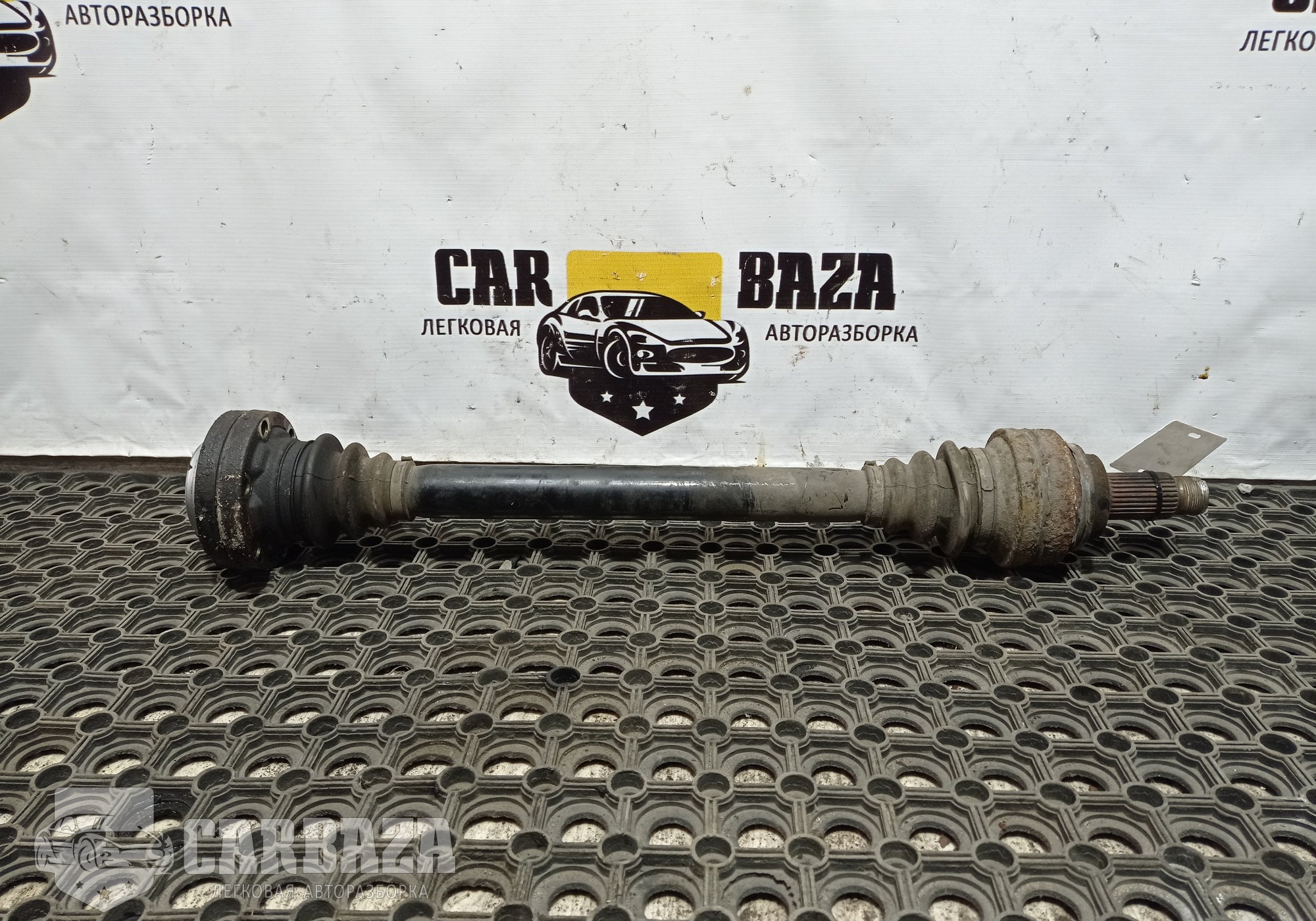 33207572430 Полуось задняя для BMW 5 E60/E61 (с 2004 по 2010)