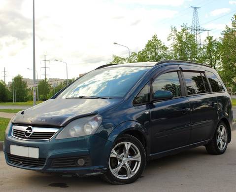 Opel Zafira B 2007 г. в разборе