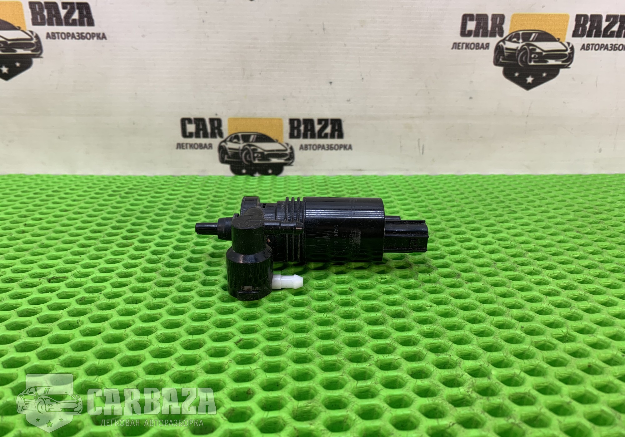 1042518001 Насос омывателя для Land Rover