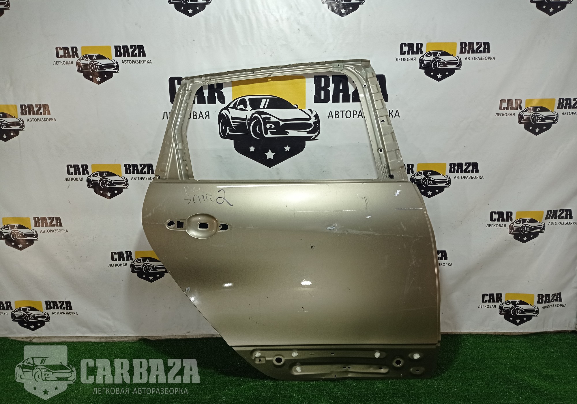 821005158R Дверь задняя правая R для Renault Scenic II (с 2003 по 2009)