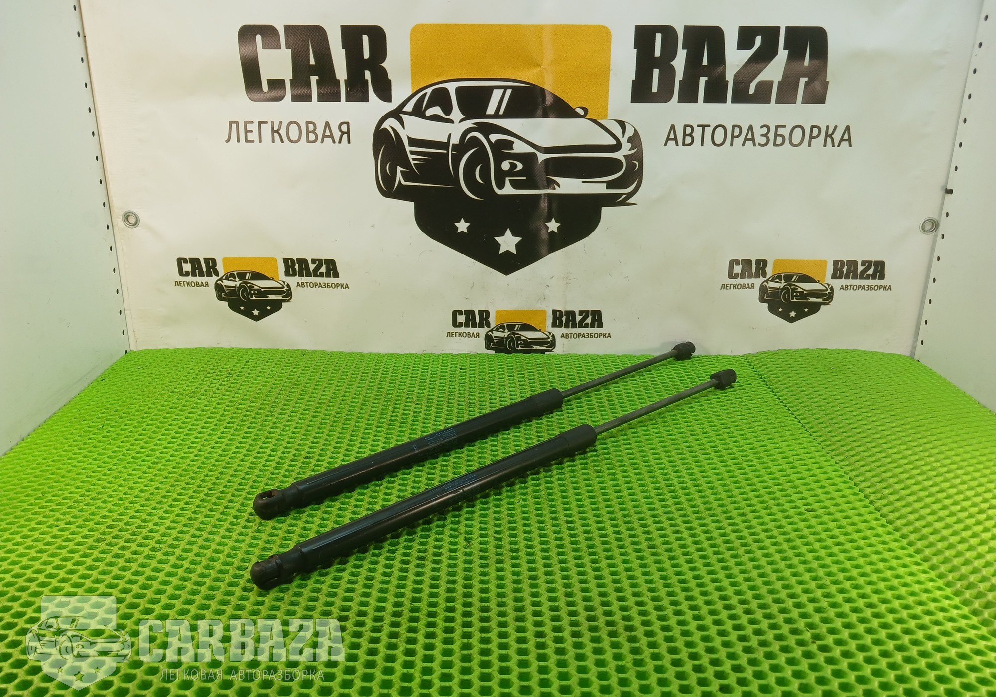 6H52406A10AG Амортизаторы багажника (комплект) для Land Rover Freelander II (с 2006 по 2014)