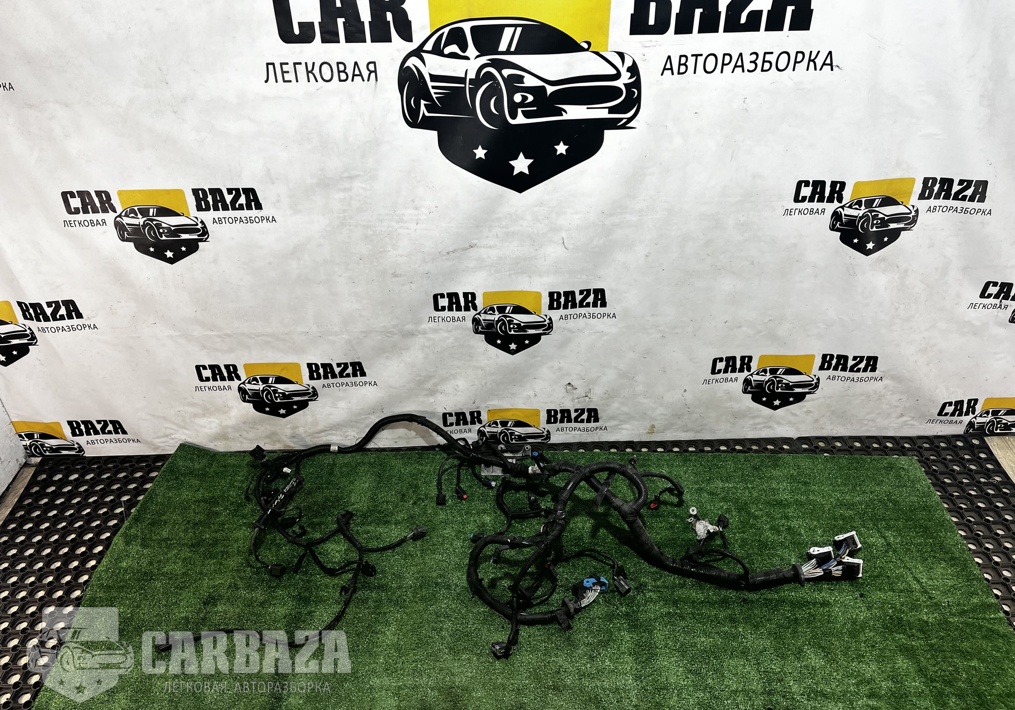 8V4T12A690 Электропроводка Двигателя (коса) G6DG D4204T дизель, 2.0 для Ford