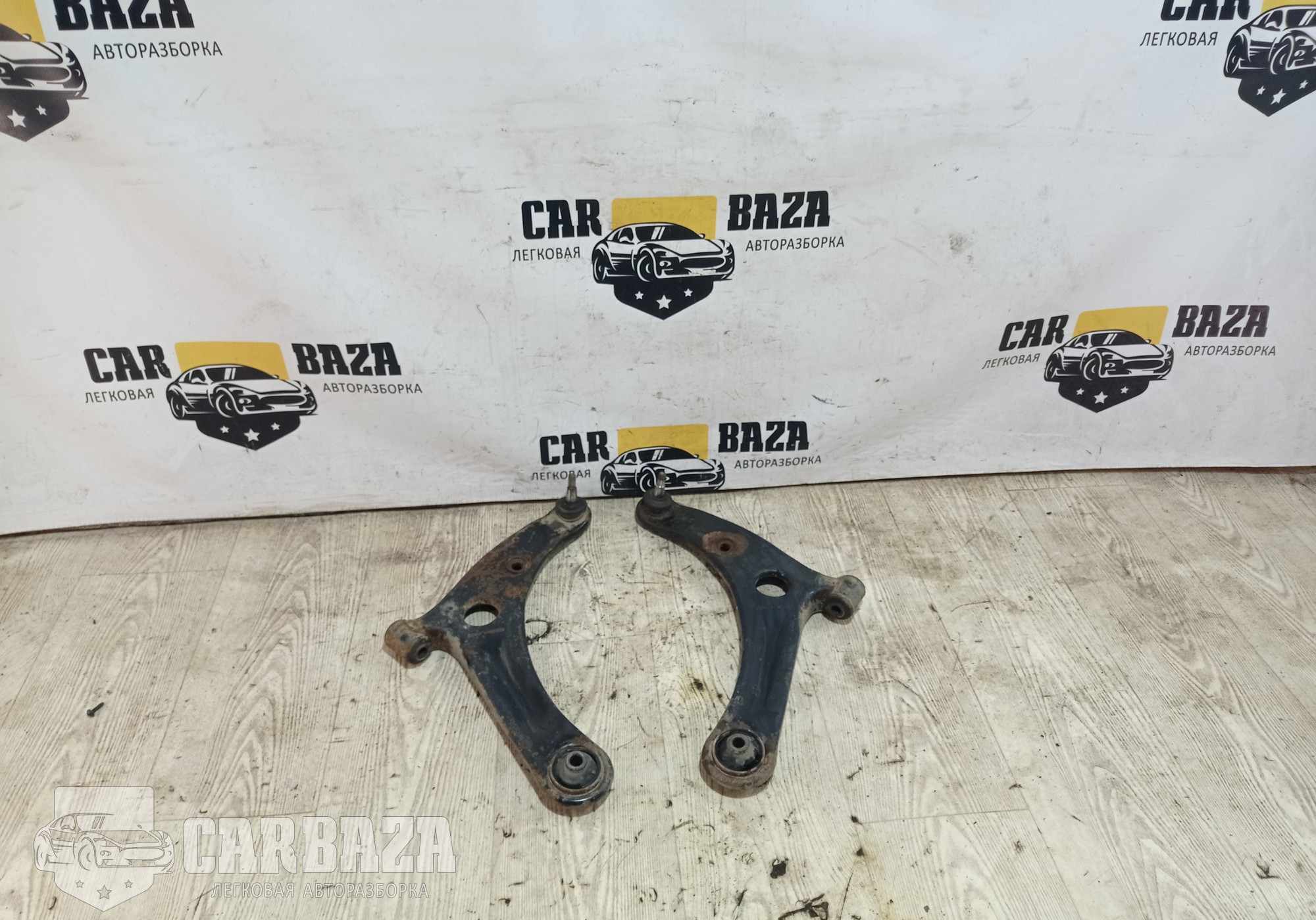 4013A135 Рычаги подвески передние для Mitsubishi Colt VI (с 2002 по 2012)
