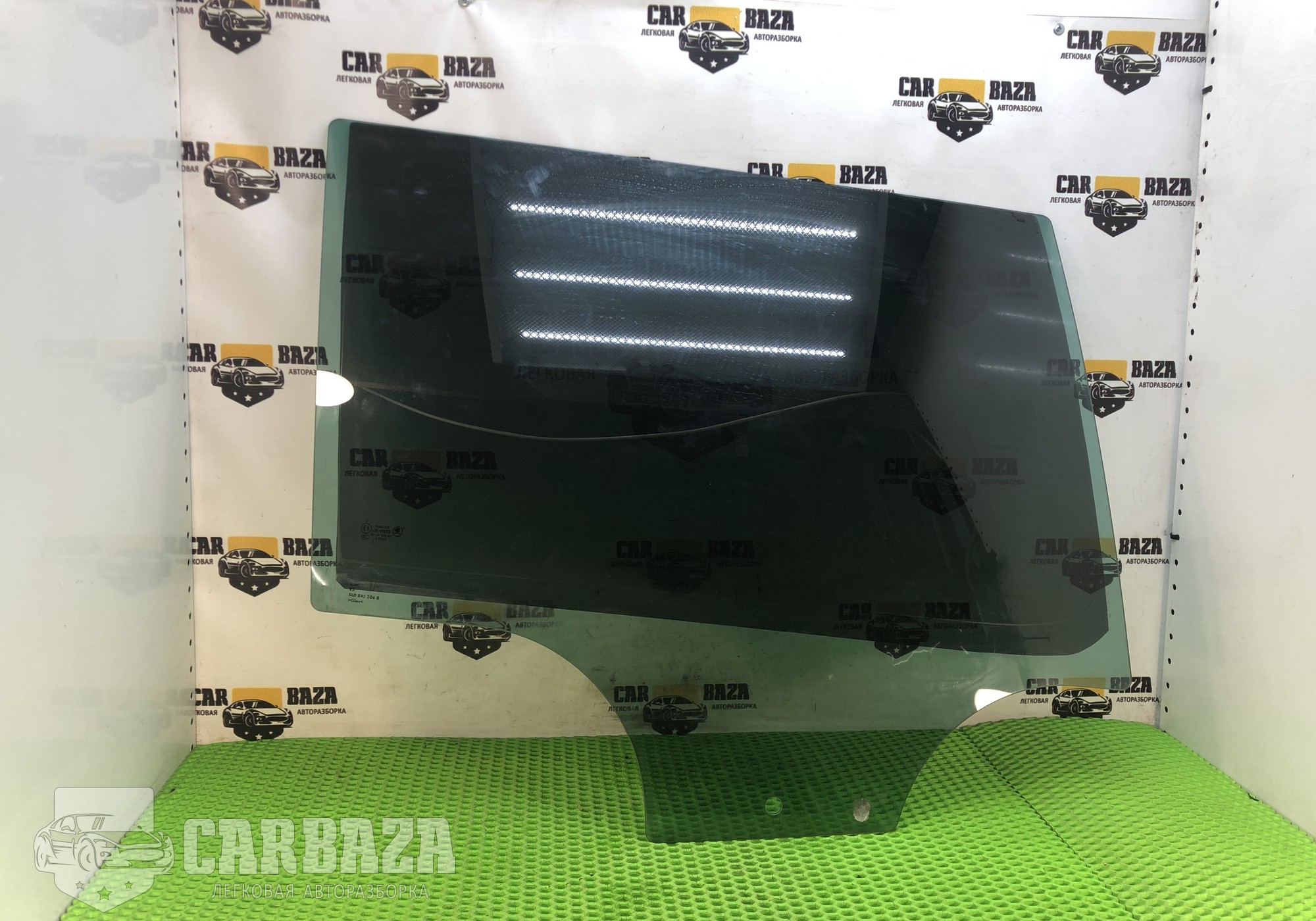 5L0845206B Стекло двери задней правой для Skoda Yeti (с 2009 по 2018)