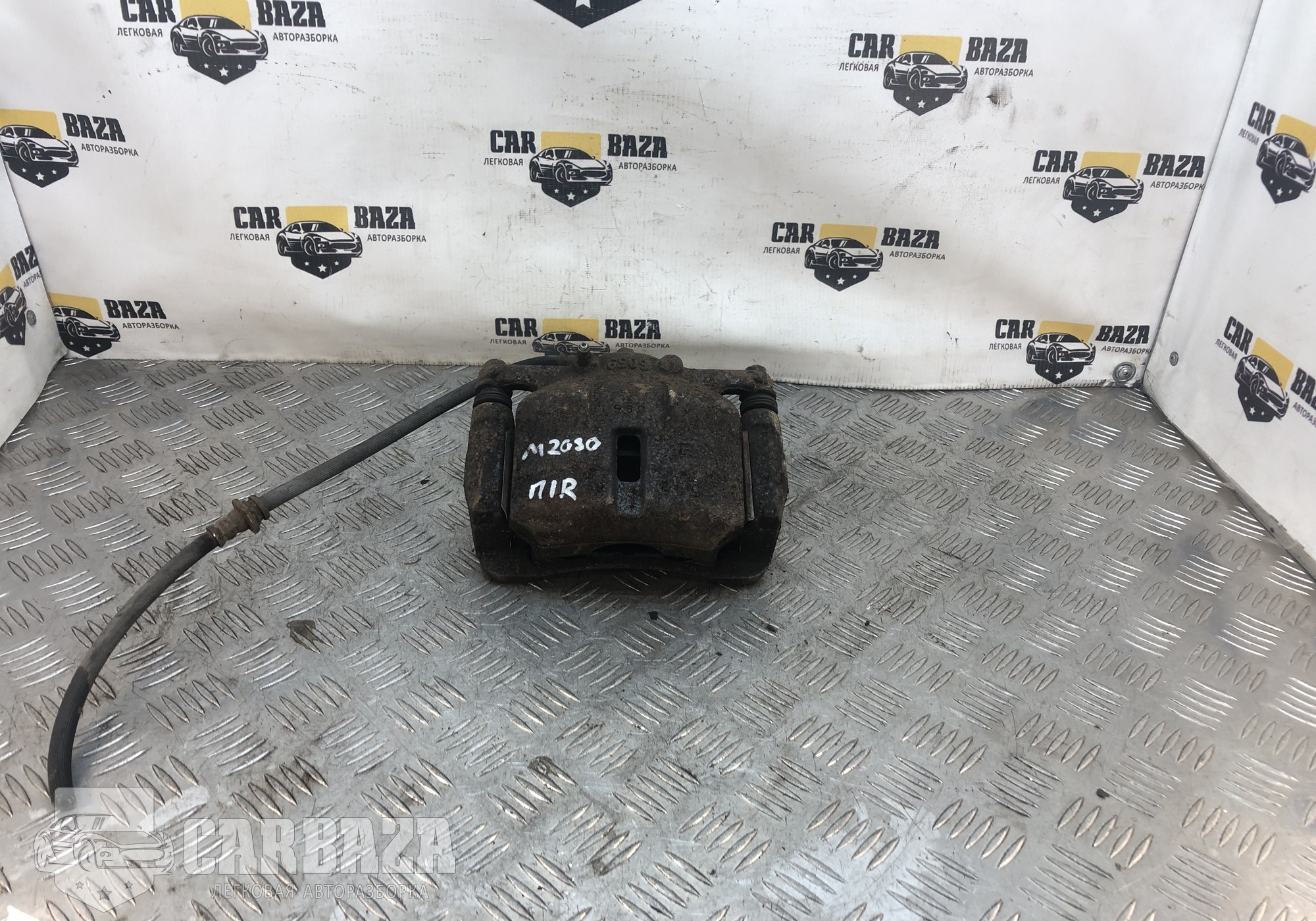 41001JD00A Суппорт передний правый R для Nissan X-Trail