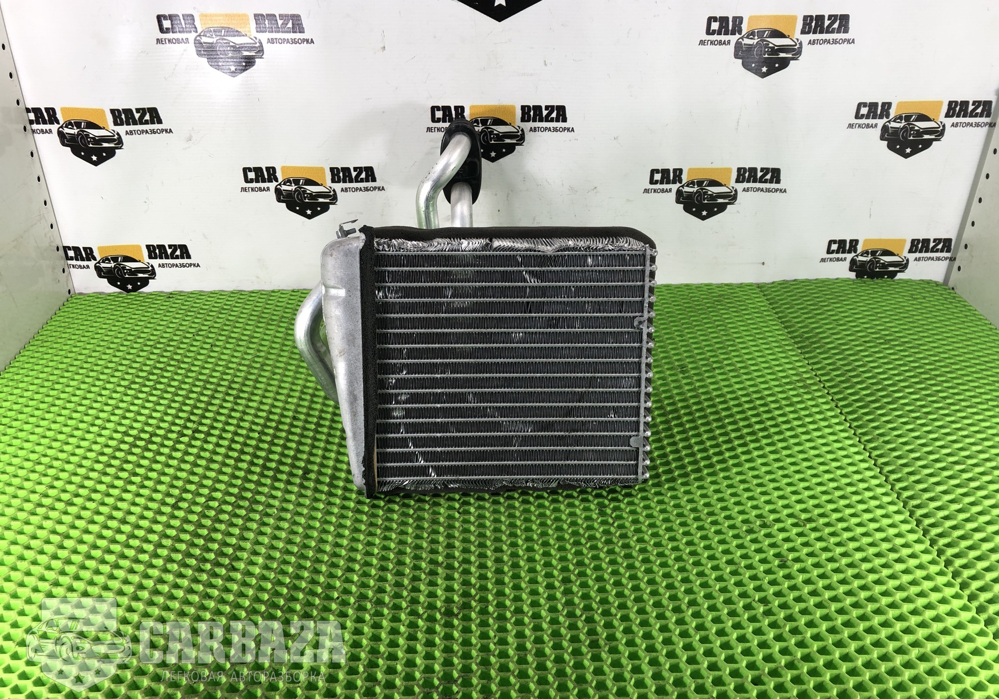1K0819033 Радиатор отопителя для Skoda Yeti