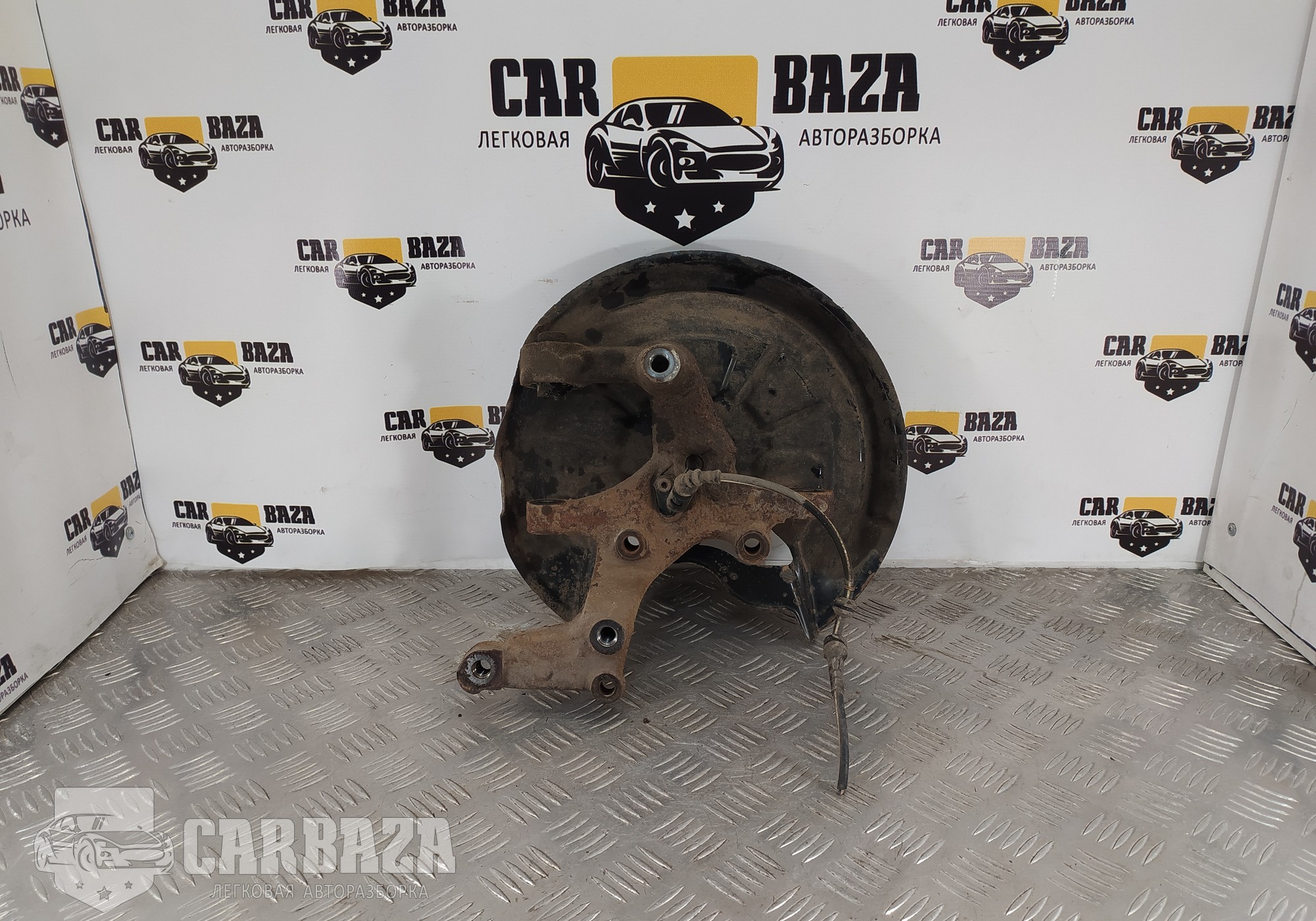 1K0505435AE Кулак задний левый L для Seat Toledo