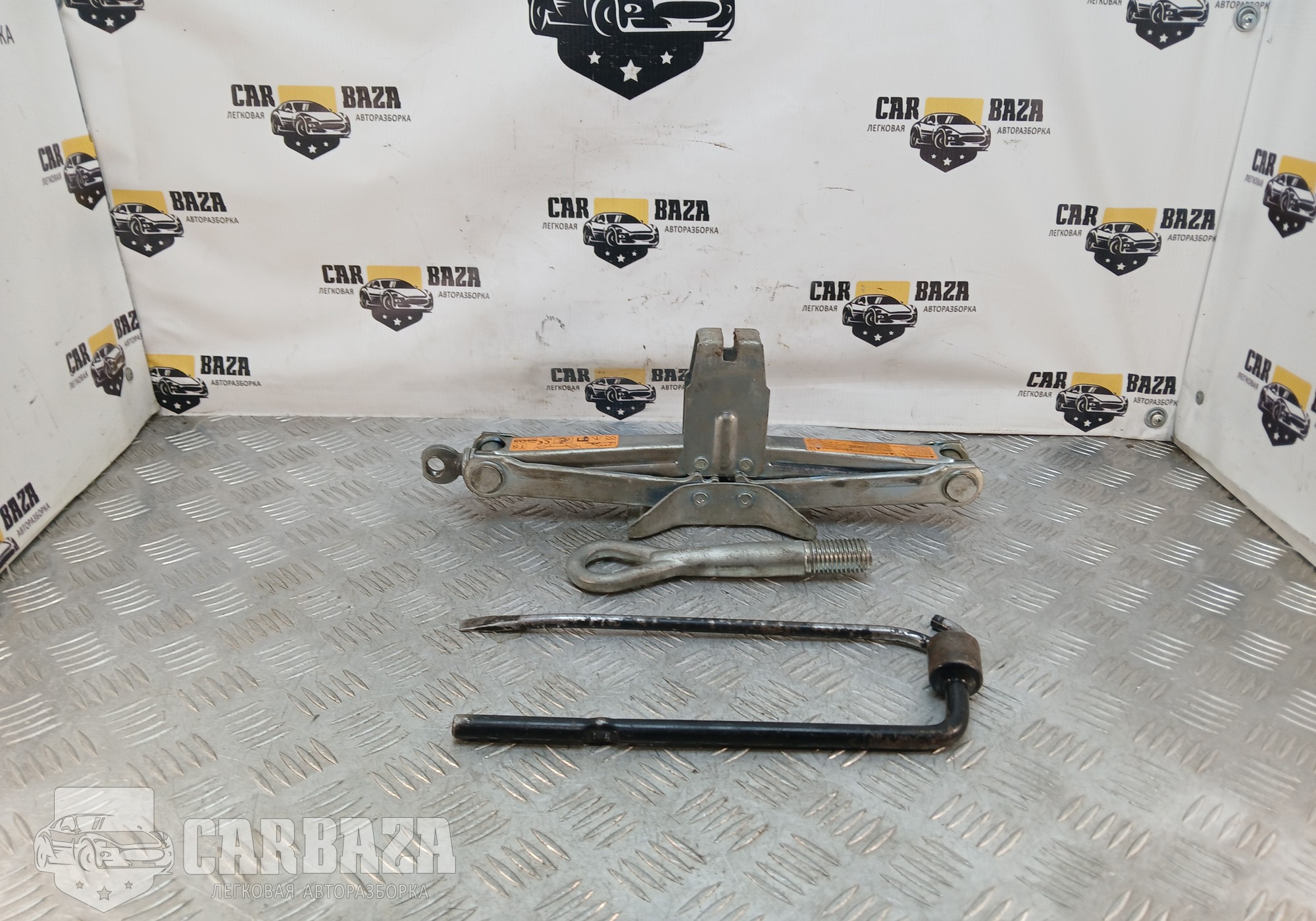99550EY20A Набор инструмента для Nissan Qashqai+2