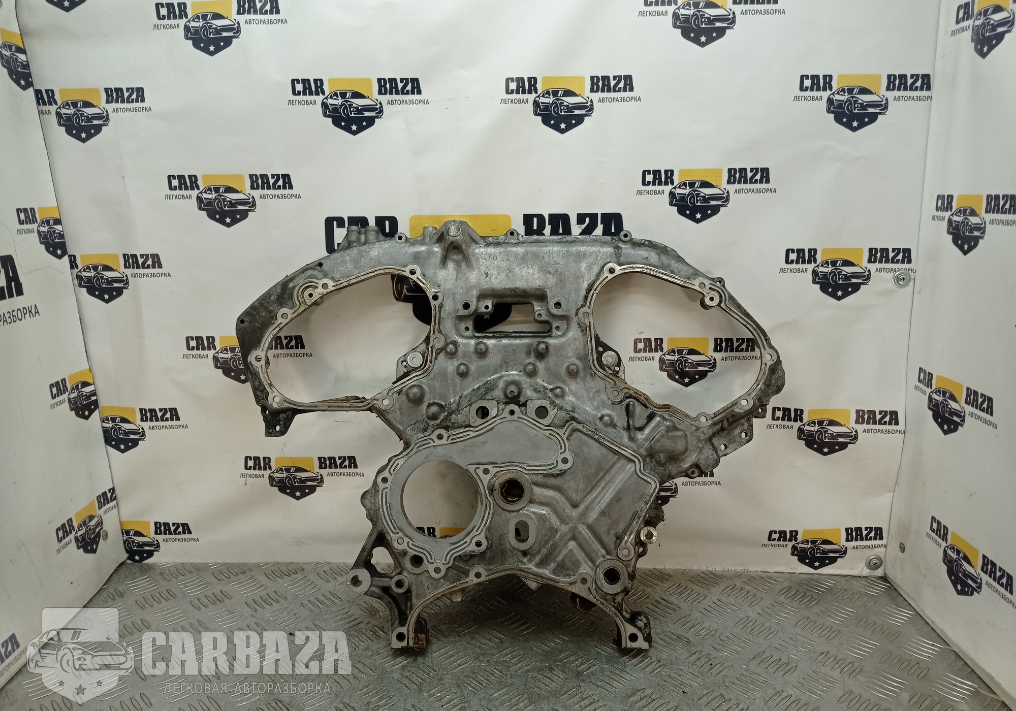 13500JP00B Крышка двигателя передняя 3.5