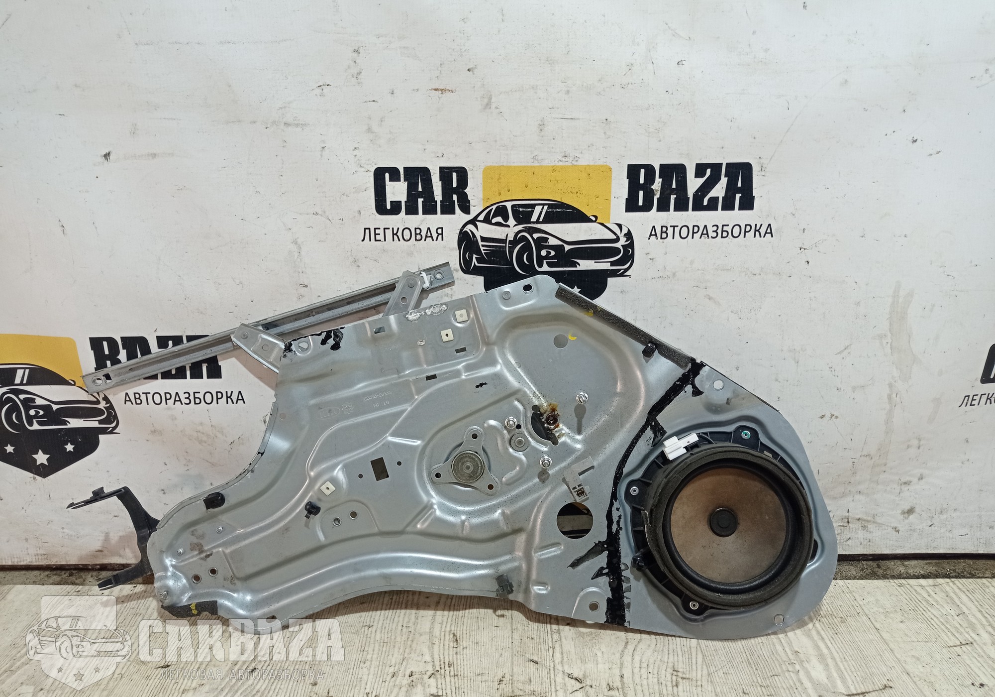 824702K000 Стеклоподъемник передний левый для Kia Soul I (с 2008 по 2014)