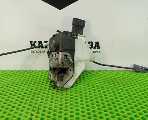 9136FV Замок передней правой двери для Peugeot