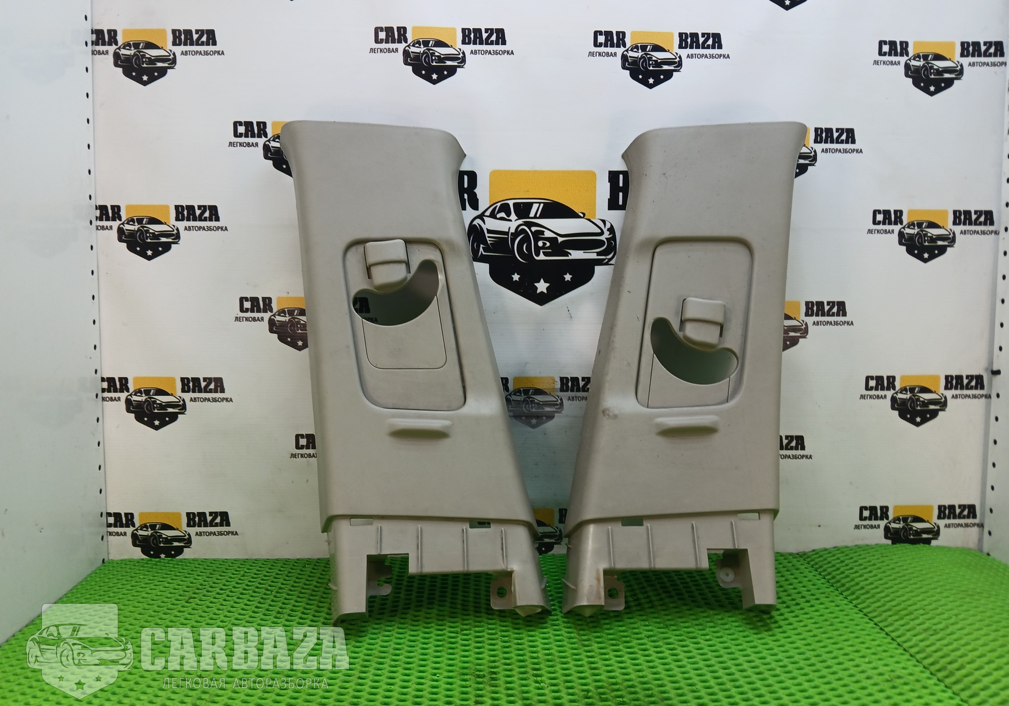 7211A259ZZ Накладки центральных стоек