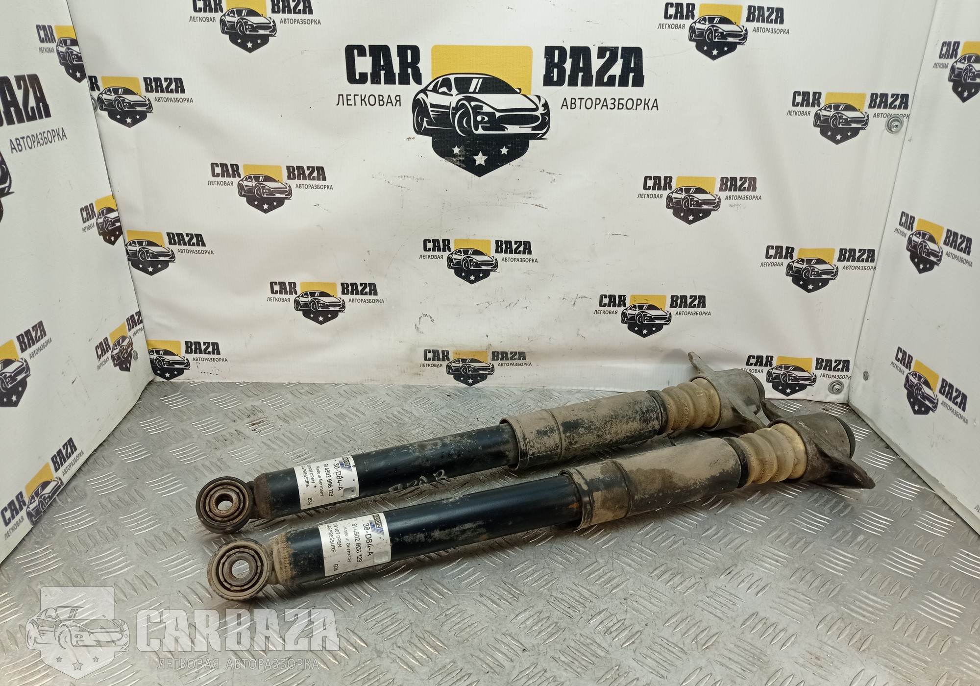 30D84A Амортизаторы задние (седан)