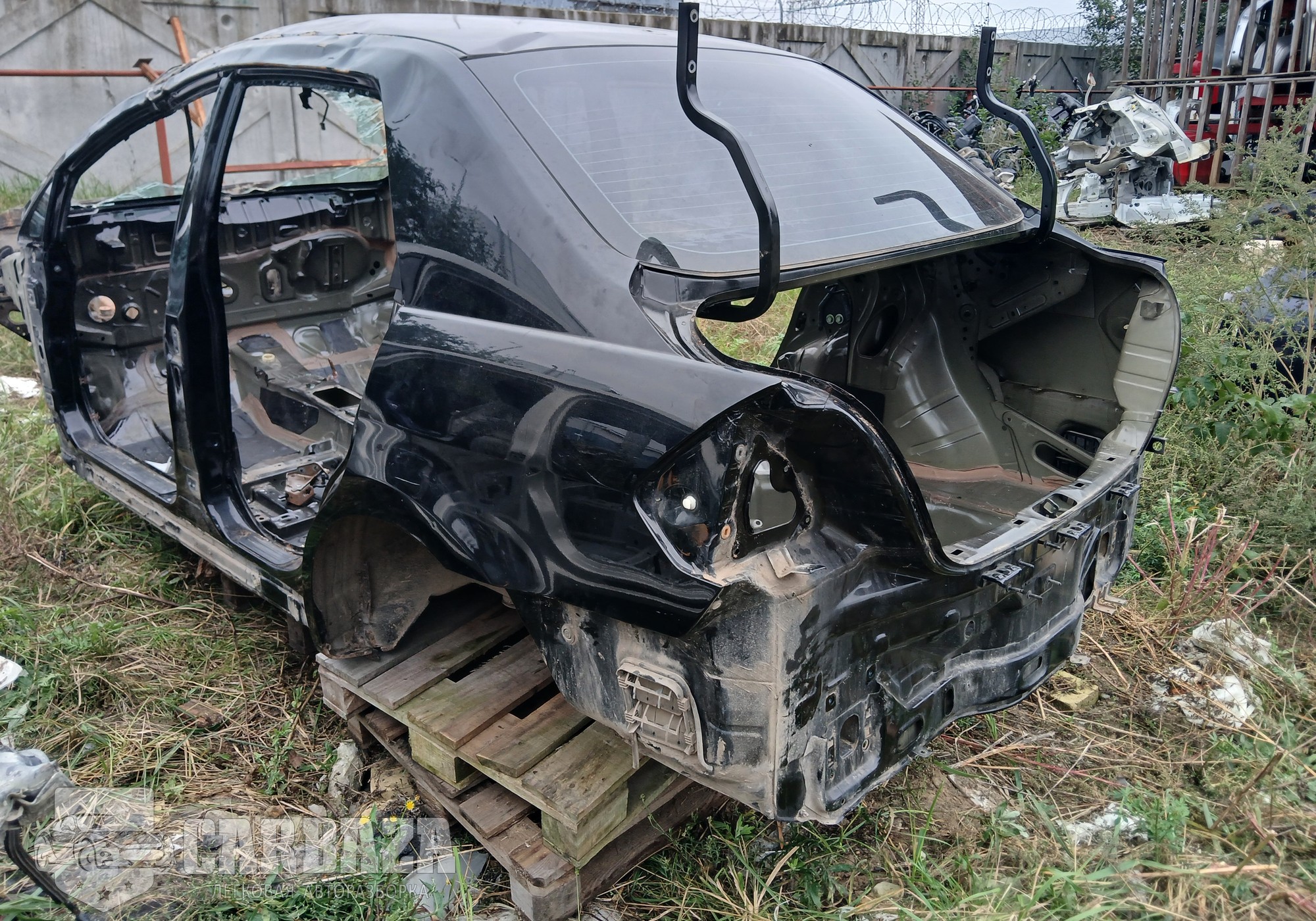 78101EL130 Крыло заднее левое (четверть) седан С11 для Nissan Tiida I (с 2004 по 2014)