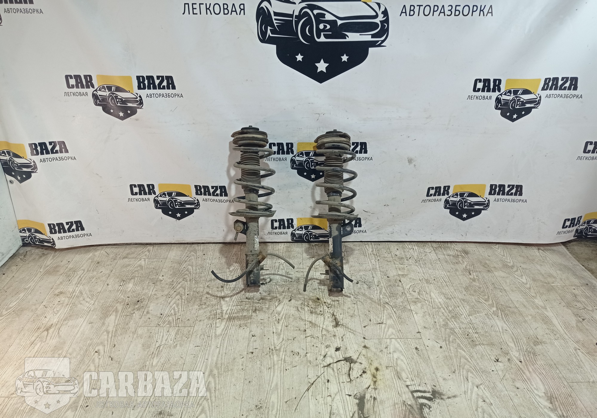 E4302JE21A Стойки передние в сборе для Nissan Qashqai+2