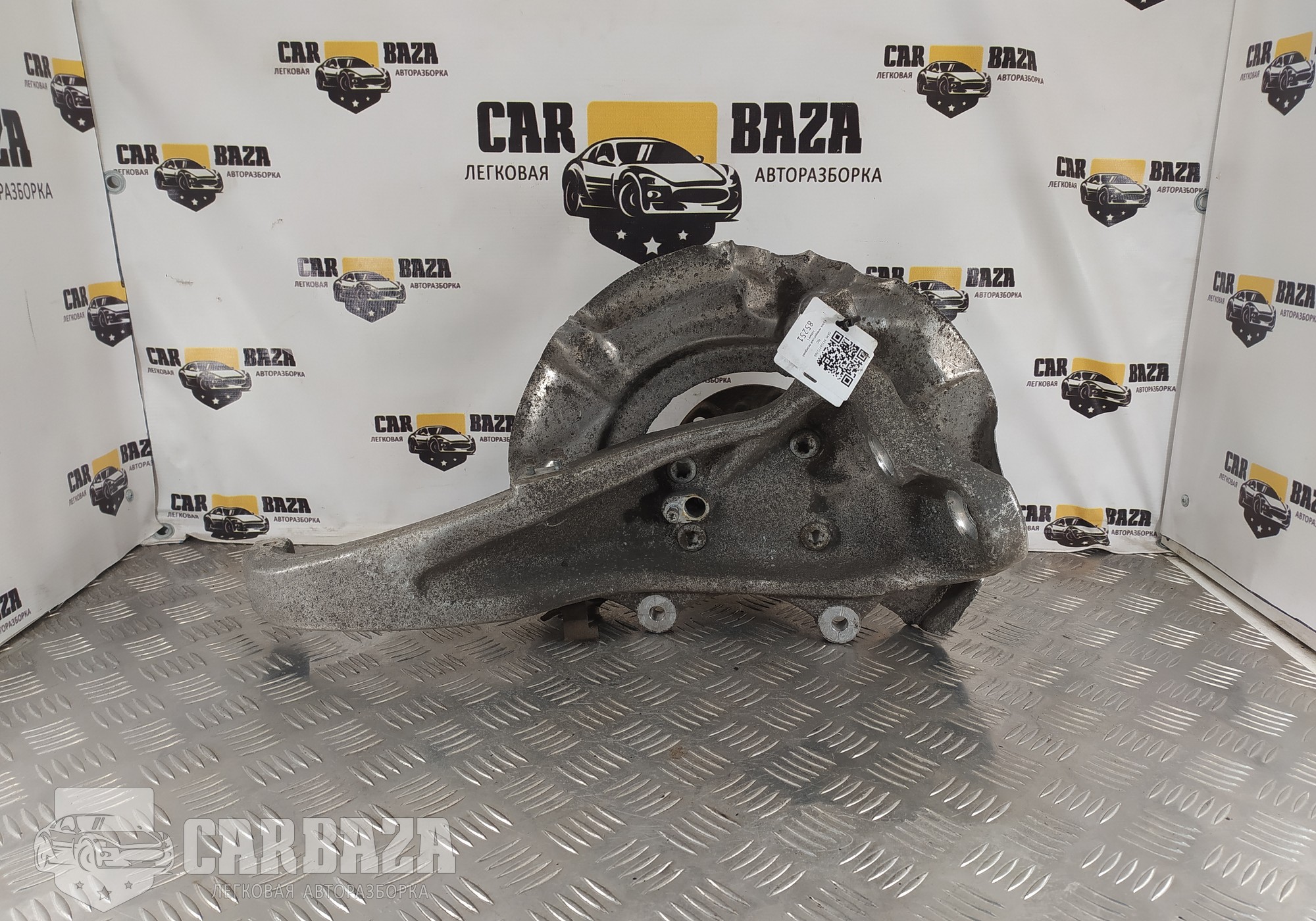 31216775769 Кулак передний левый L для BMW 5
