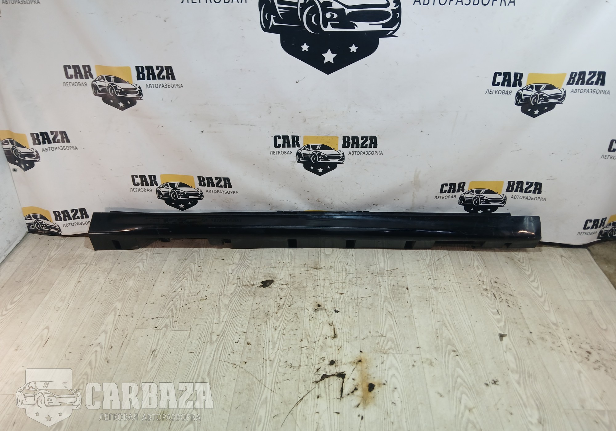 78950EM40A Накладка на порог правая C11 для Nissan Tiida I (с 2004 по 2014)