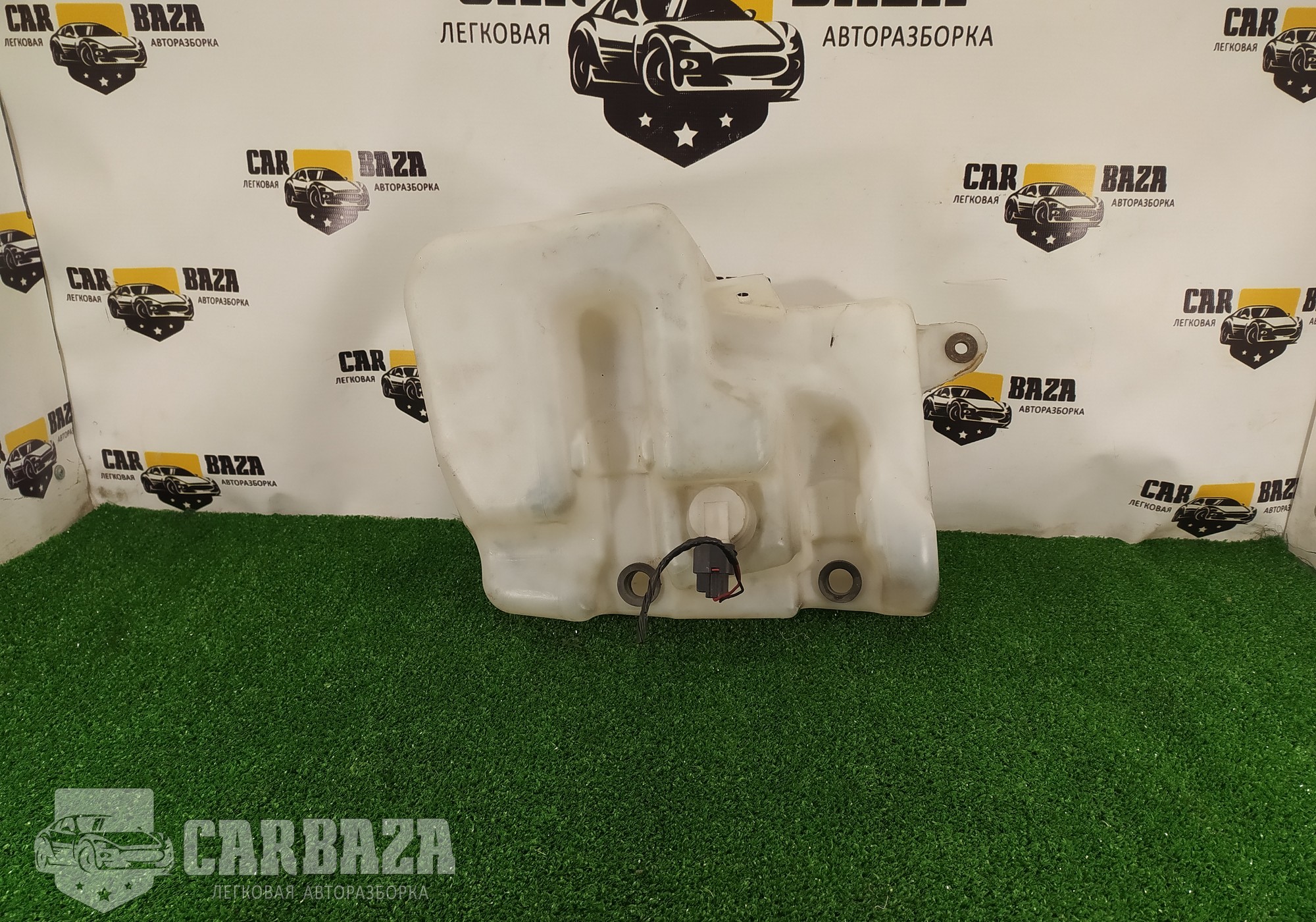 DMB000121 Бачок омывателя лобового стекла для Land Rover Range Rover Sport I (с 2005 по 2013)