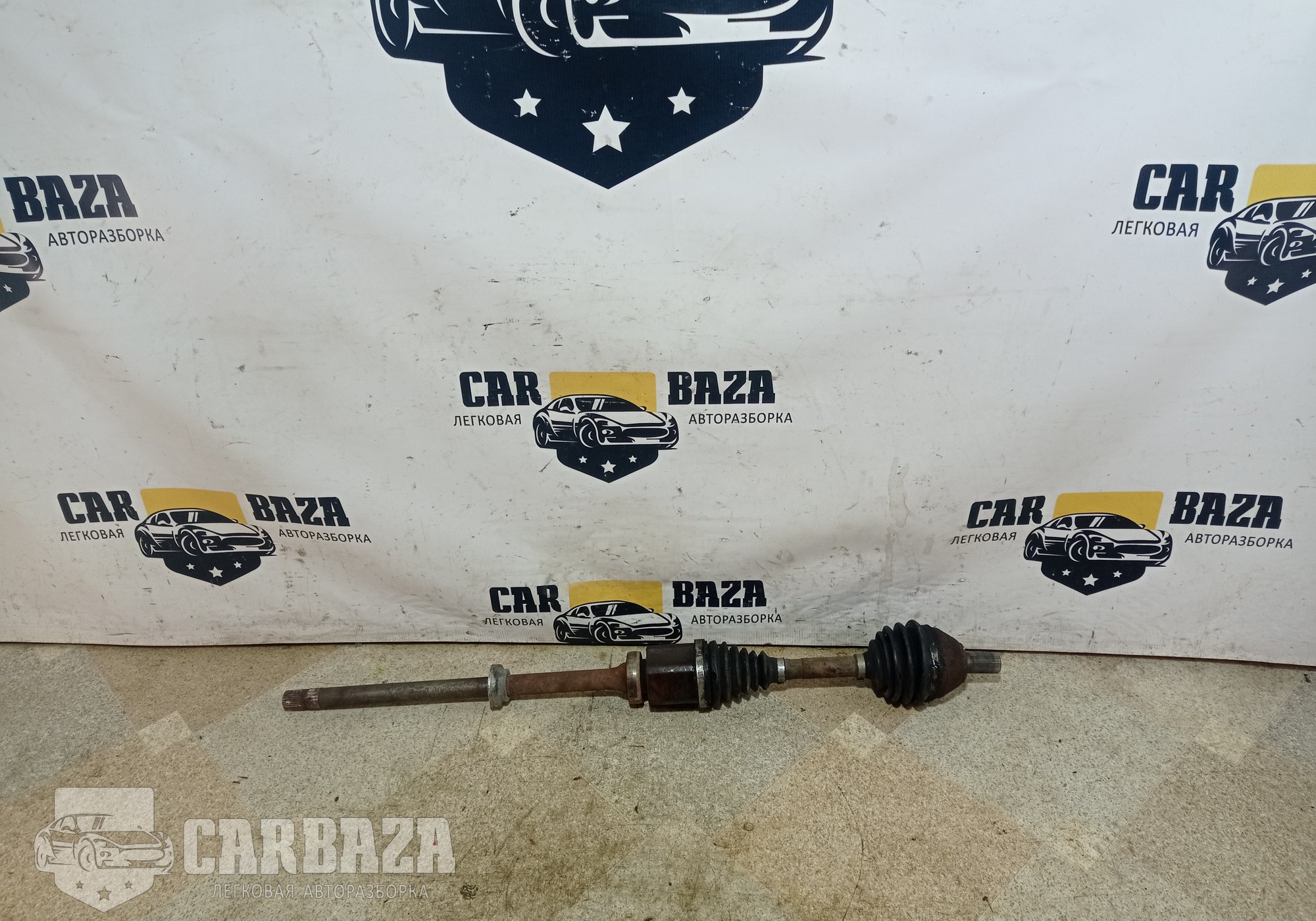 LR006707 Полуось (привод) передний правый