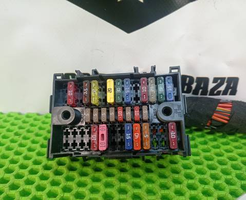 7H0937617 Блок предохранителей салонный для Volkswagen Golf Plus II (с 2009 по 2014)