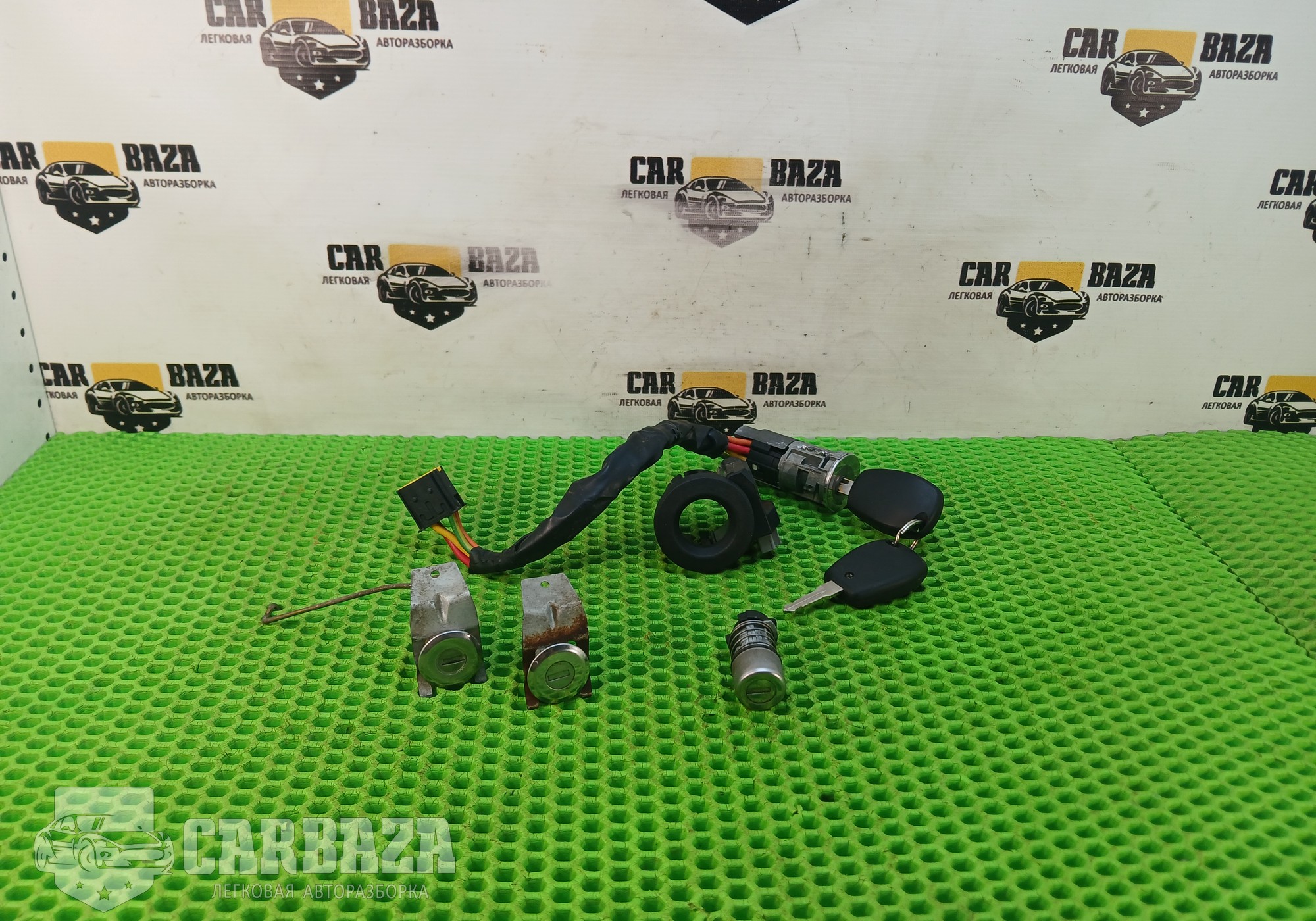 6001546809 Замок зажигания (комплект) для Renault Logan
