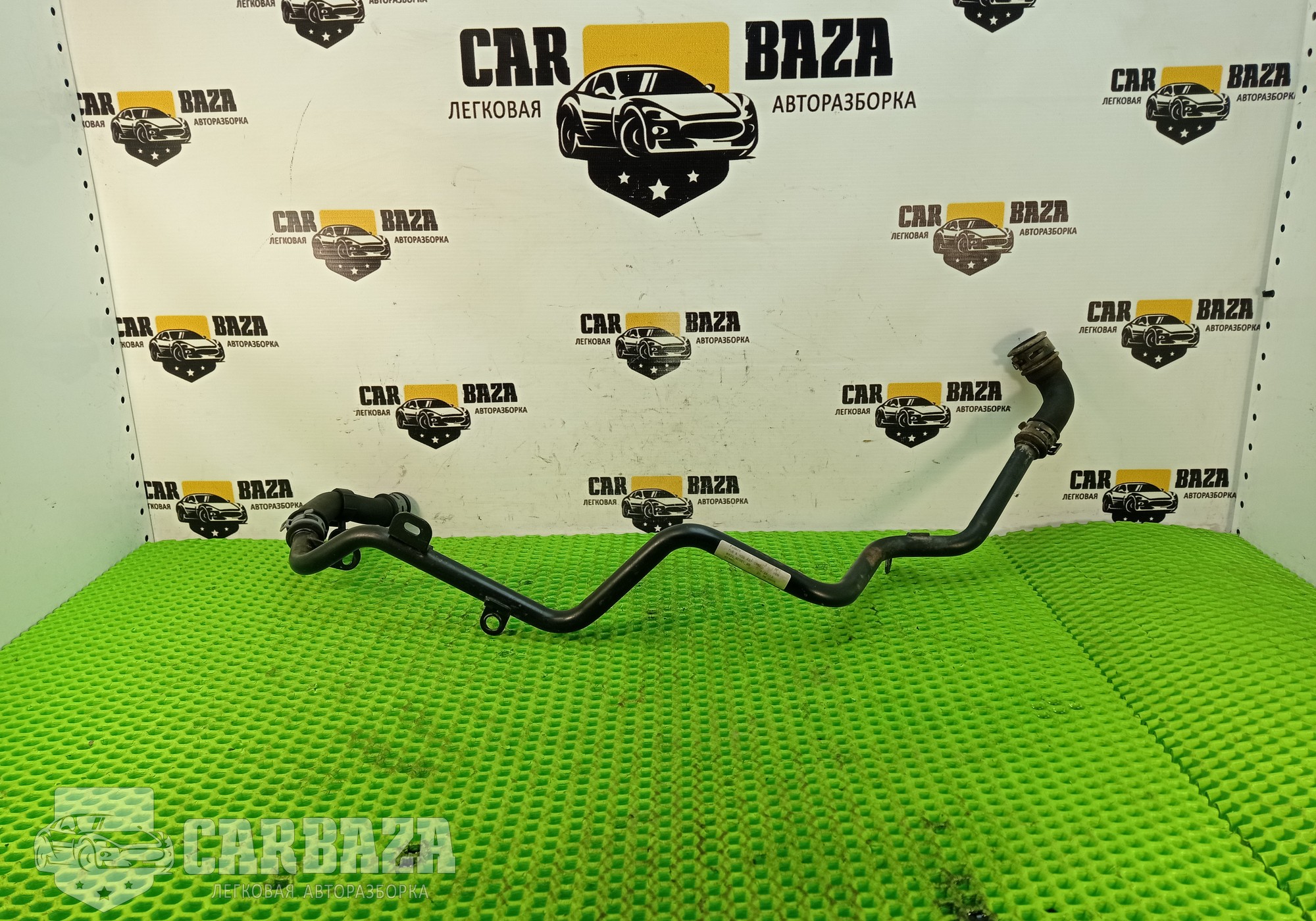 9X2Q6C661BB Трубка картерных газов для Land Rover Range Rover Sport