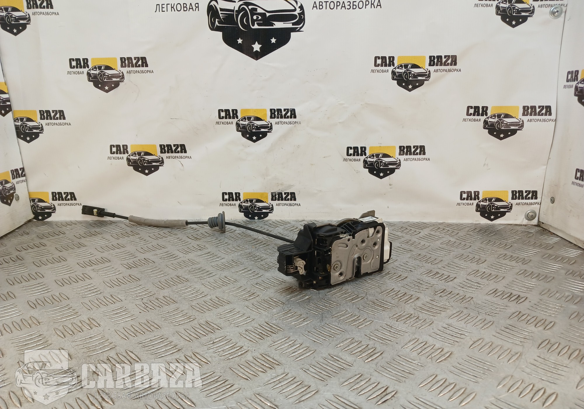 32131410 Замок двери задний левый для Volvo XC90 II (с 2014)