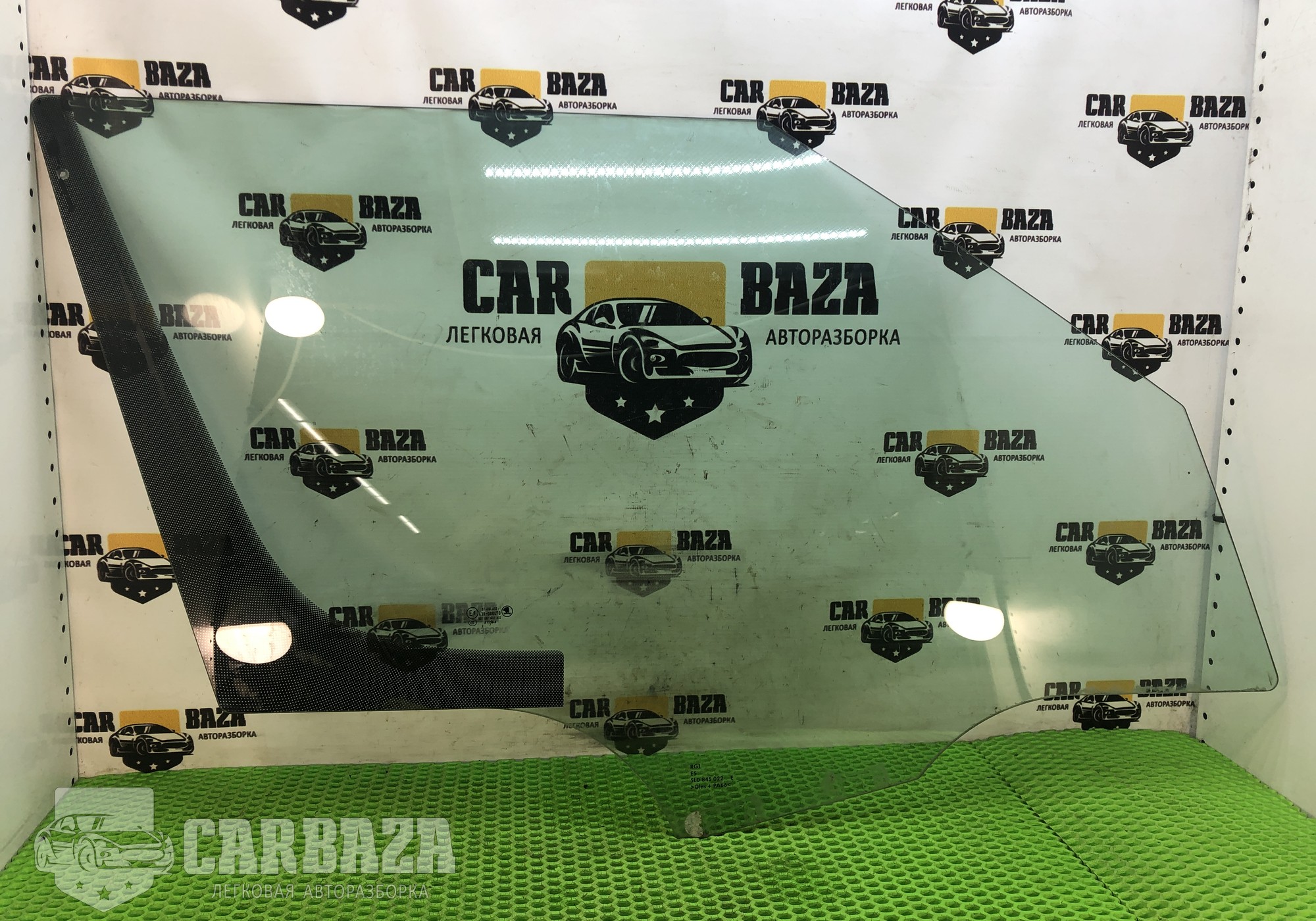 5L0845022E Стекло двери передней правой для Skoda Yeti (с 2009 по 2018)