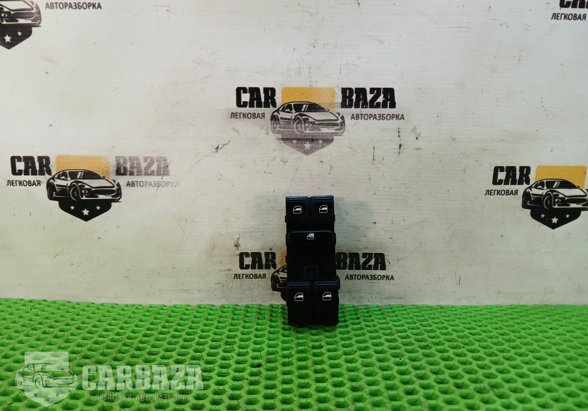 1K4868049C Блок управления стеклоподъемниками для Volkswagen Golf V (с 2003 по 2009)