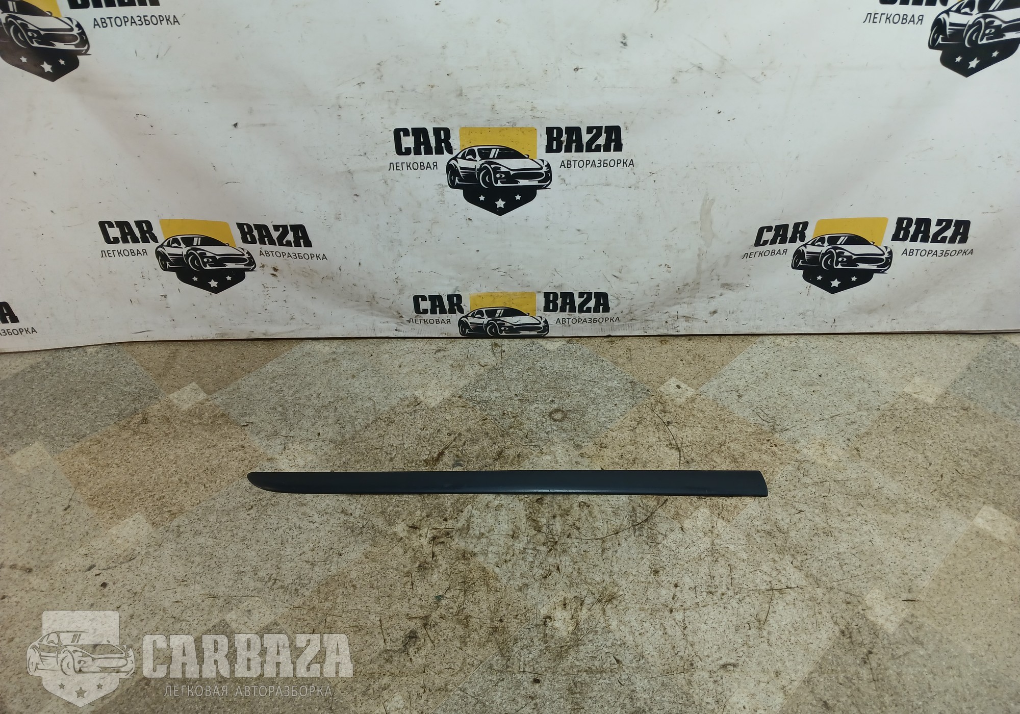 5J0853516 Молдинг двери передний правый для Skoda