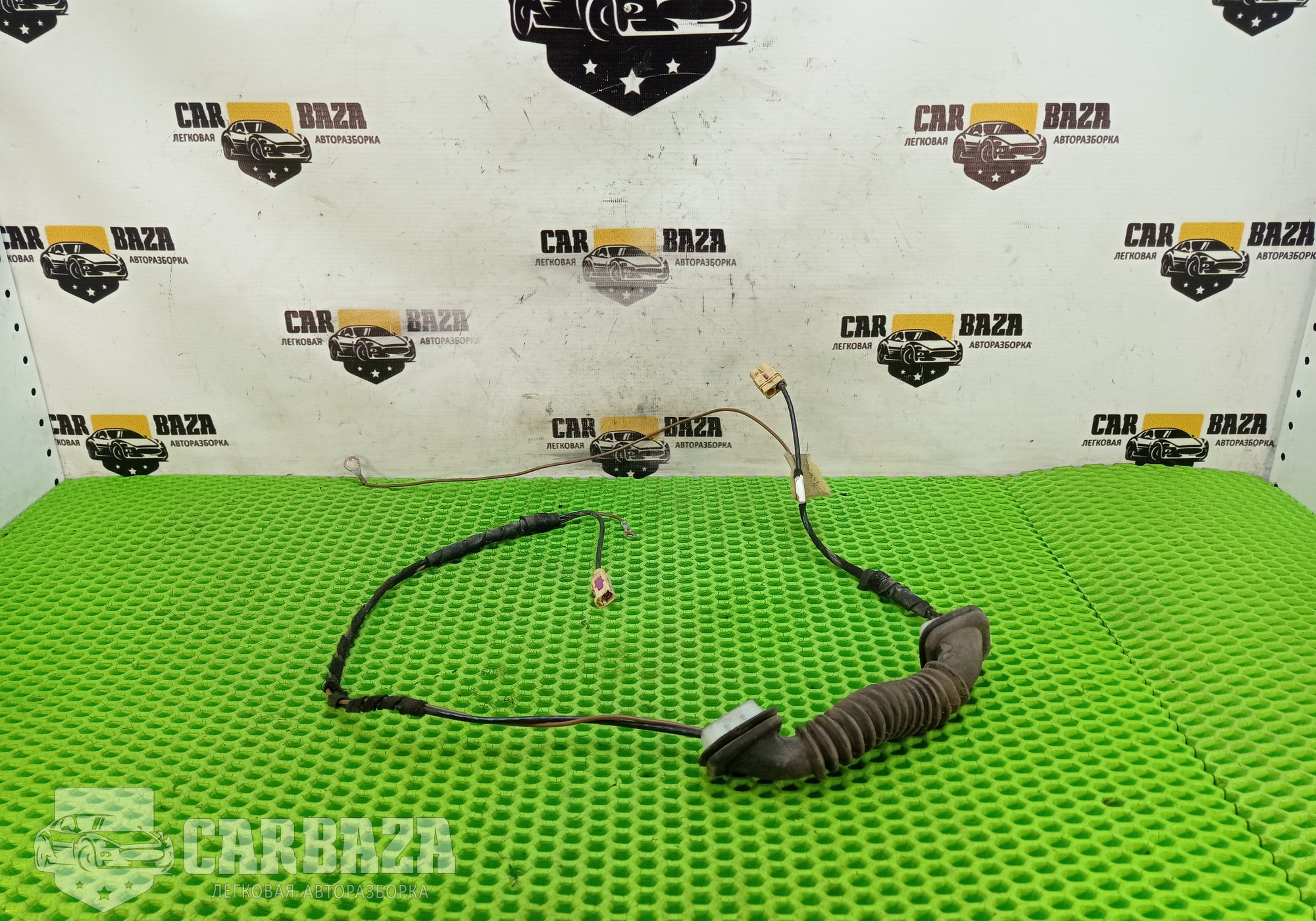 5L6971147A Проводка двери багажника для Skoda Yeti (с 2009 по 2018)