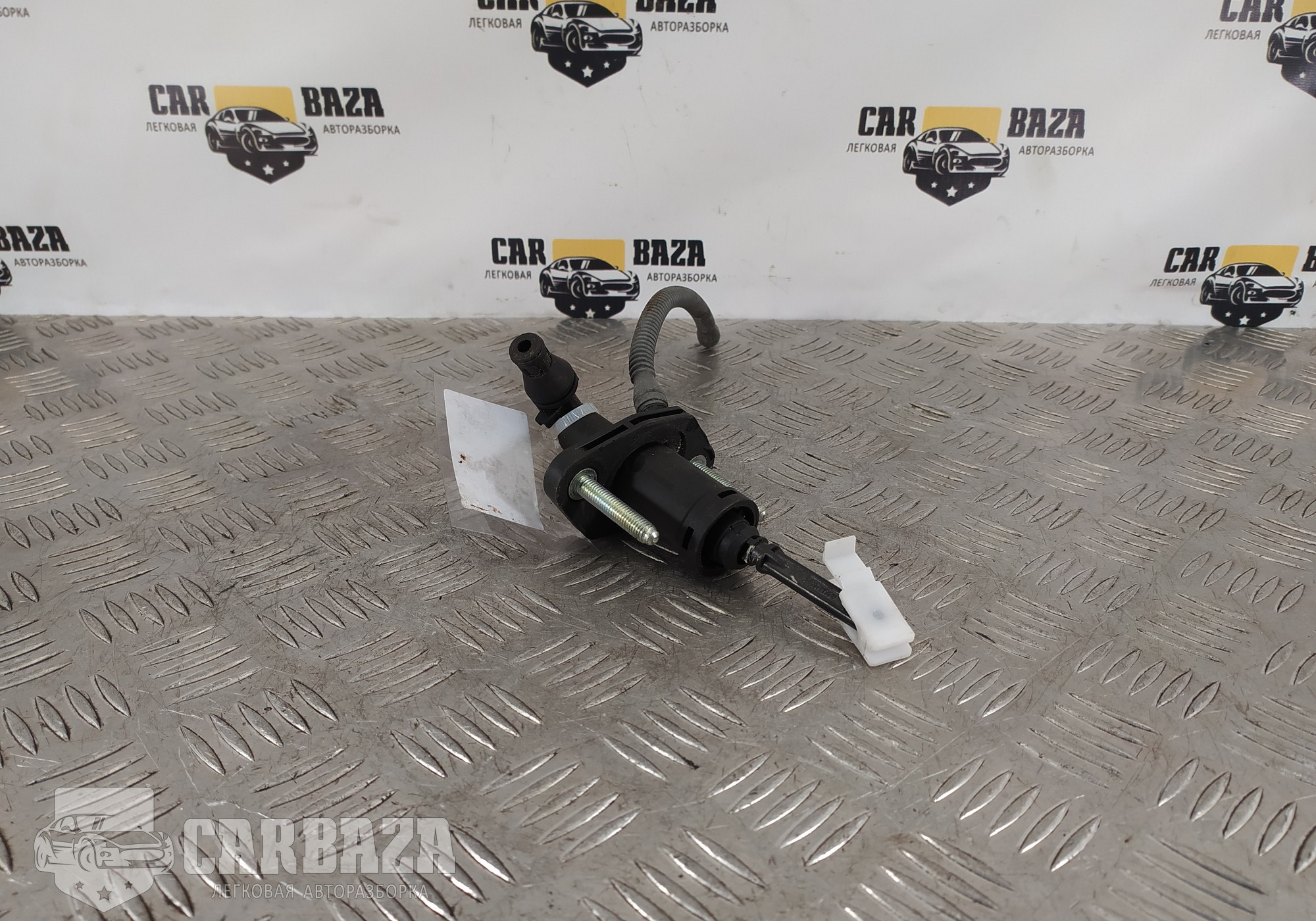 KG150424 Цилиндр сцепления главный для Opel